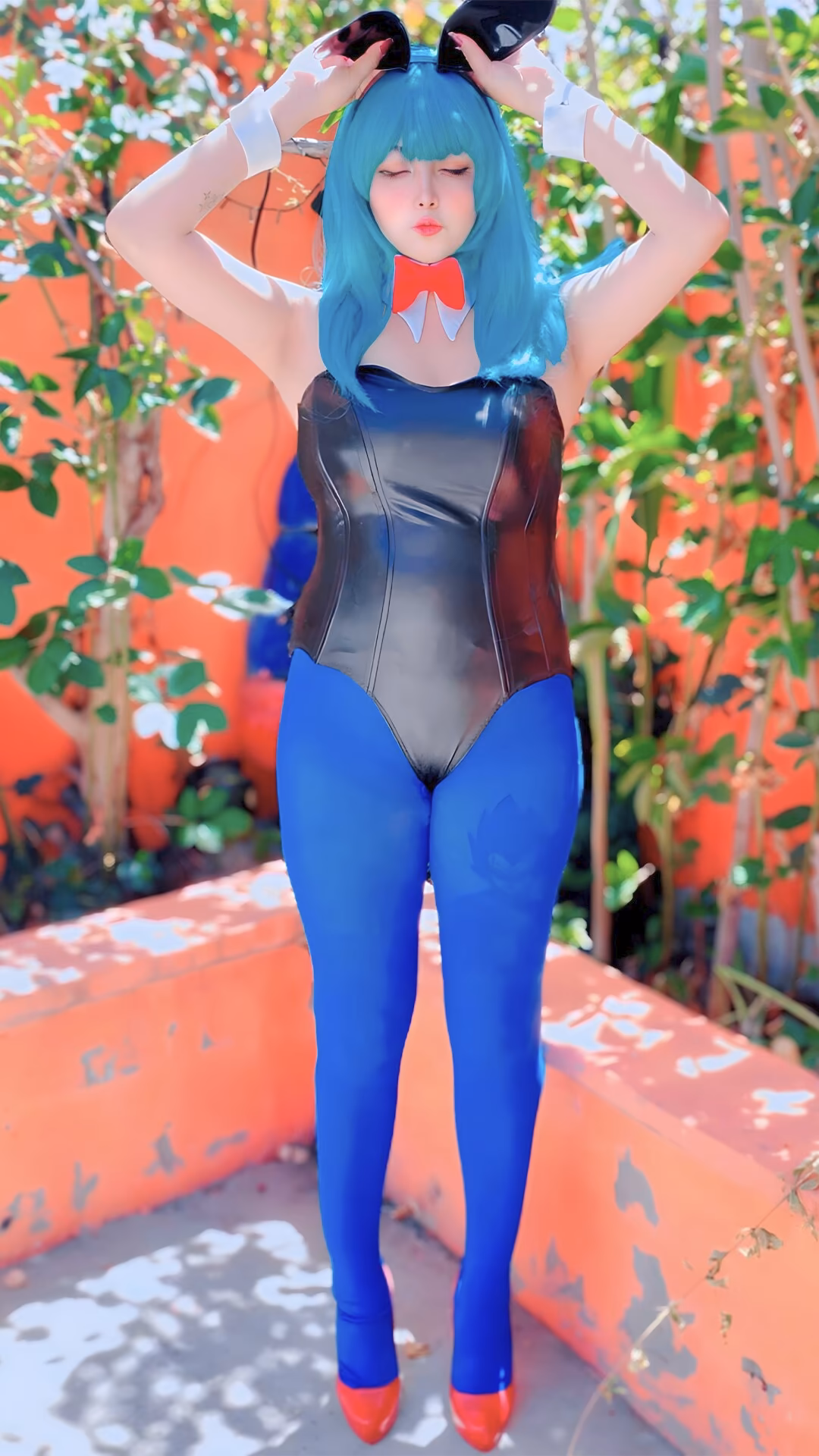 Arelly Trujillo - Bulma - Dragon Ball - Cosplay Gallery 2 - 8 Images — gallery preview