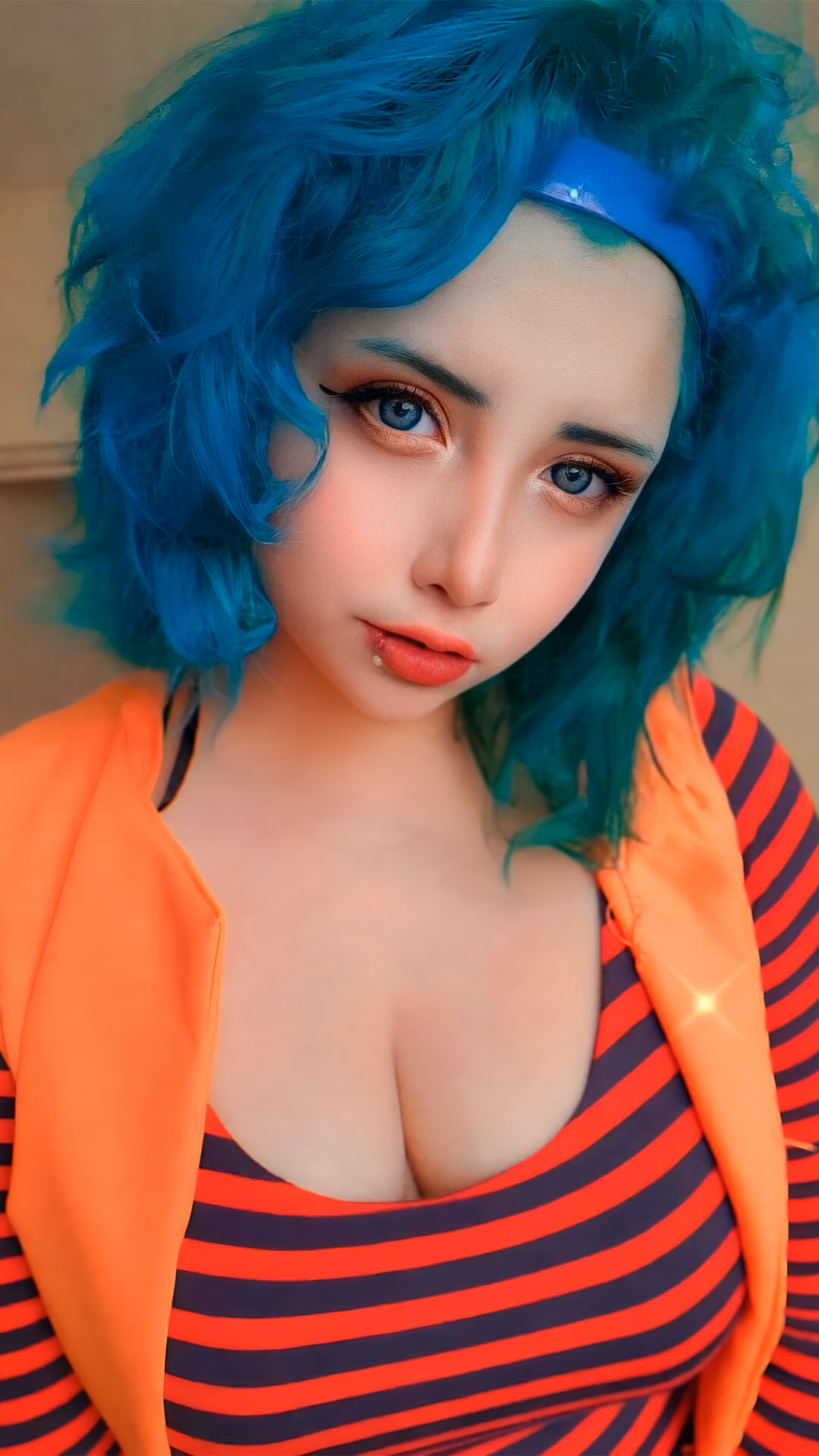 Arelly Trujillo as Bulma — cosplay photo 12 of 13
