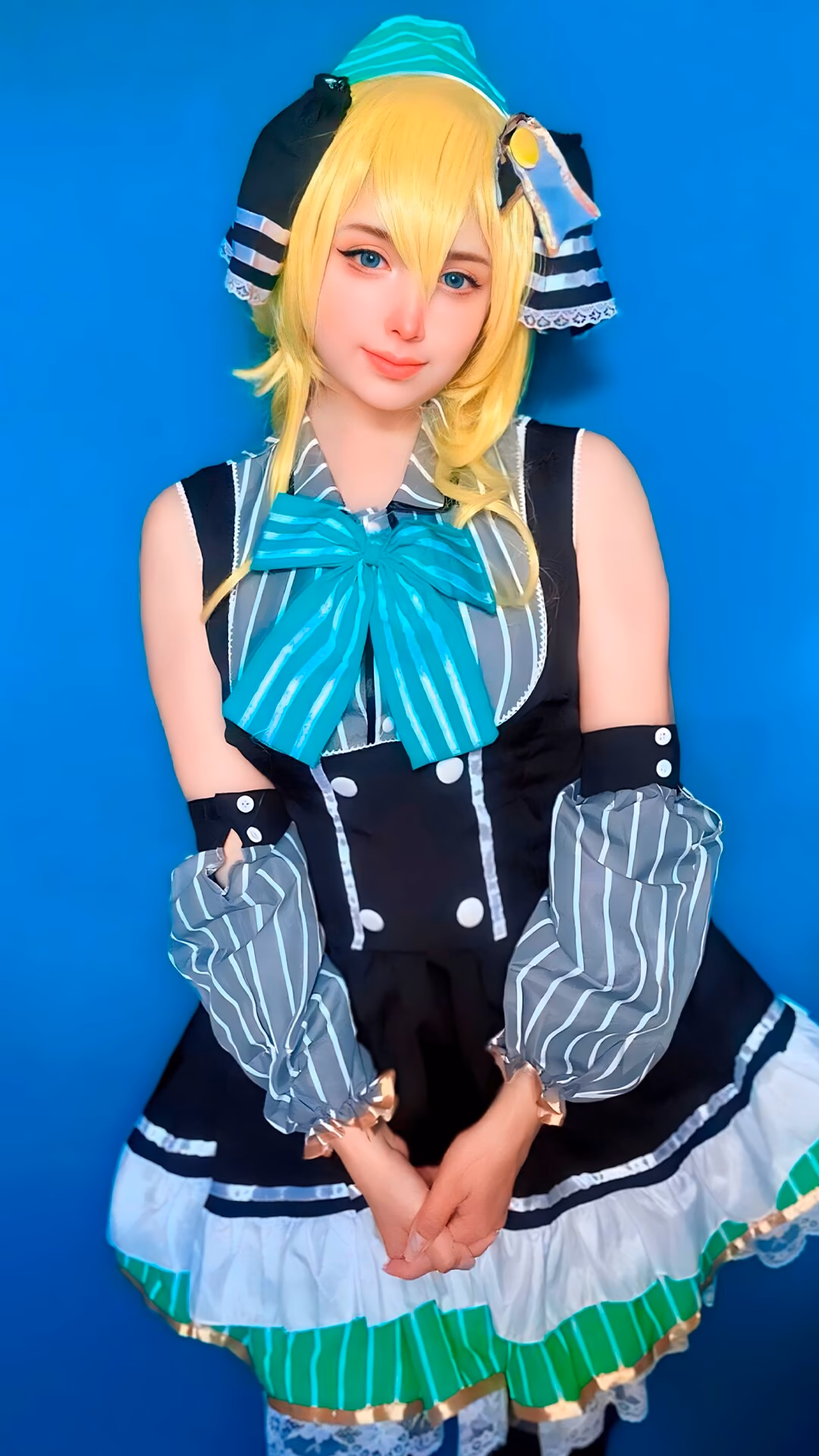 Arelly Trujillo - Eli Ayase - Love Live! School Idol Project - Cosplay Gallery - 10 Images — gallery preview