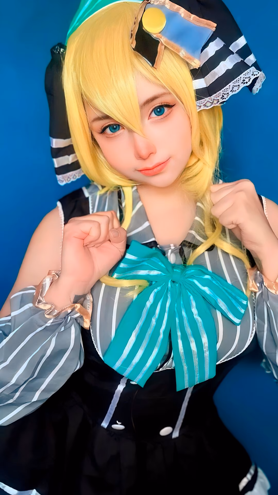 Arelly Trujillo as Eli Ayase — cosplay photo 7 of 10