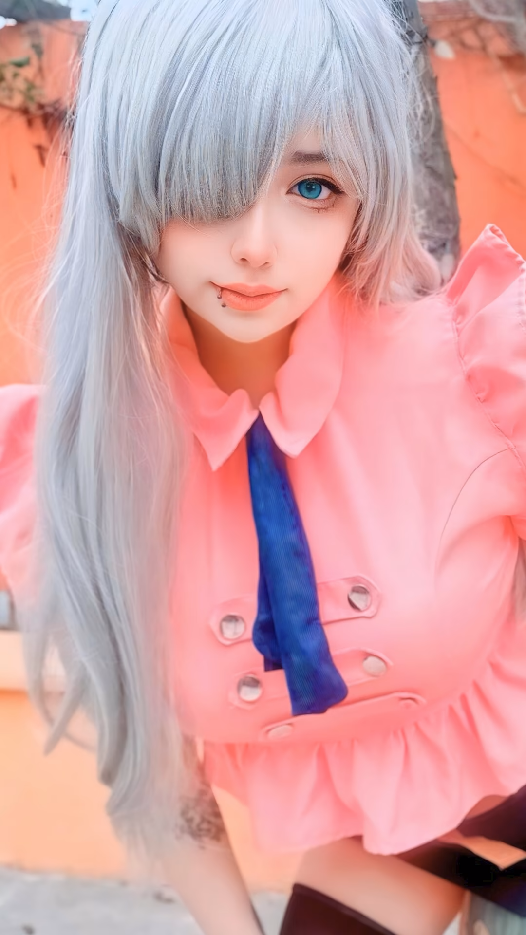 Arelly Trujillo as Elizabeth Liones — cosplay photo 6 of 11