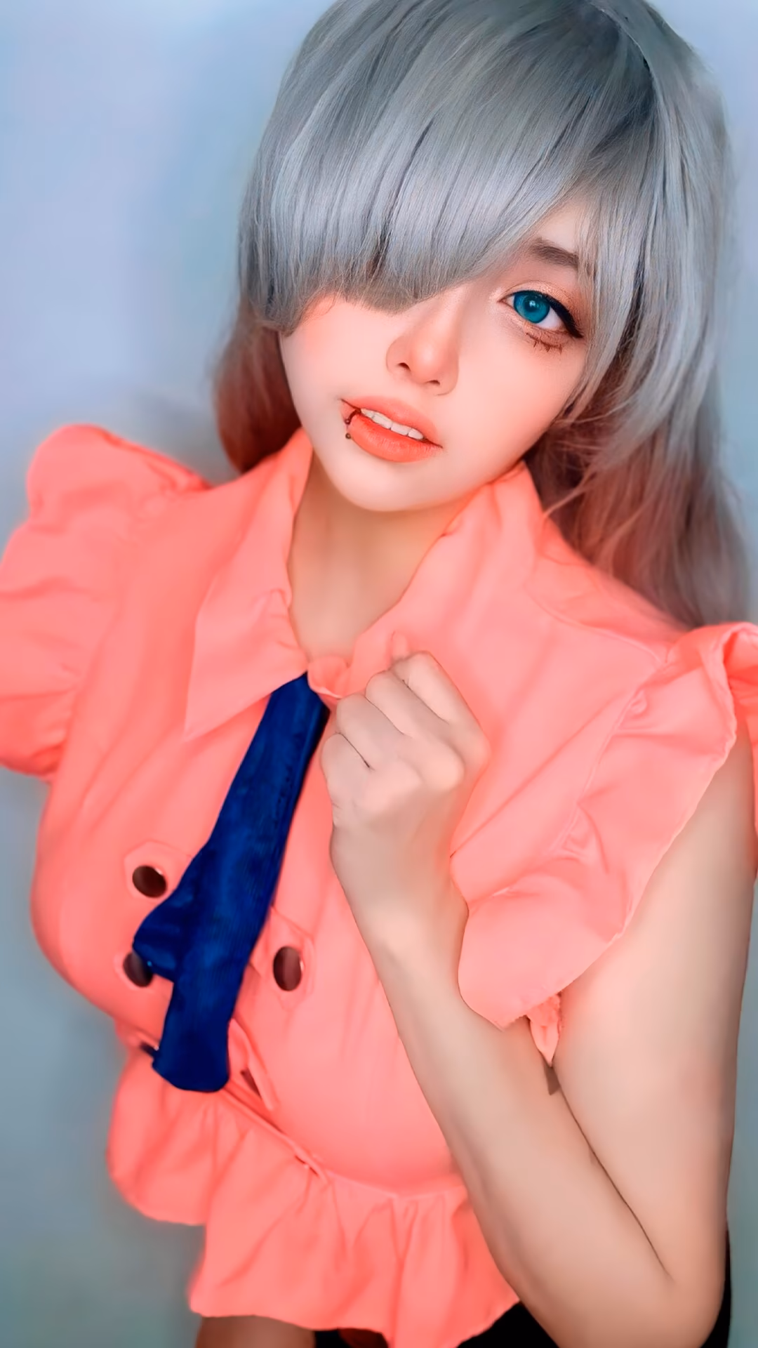 Arelly Trujillo as Elizabeth Liones — cosplay photo 7 of 11