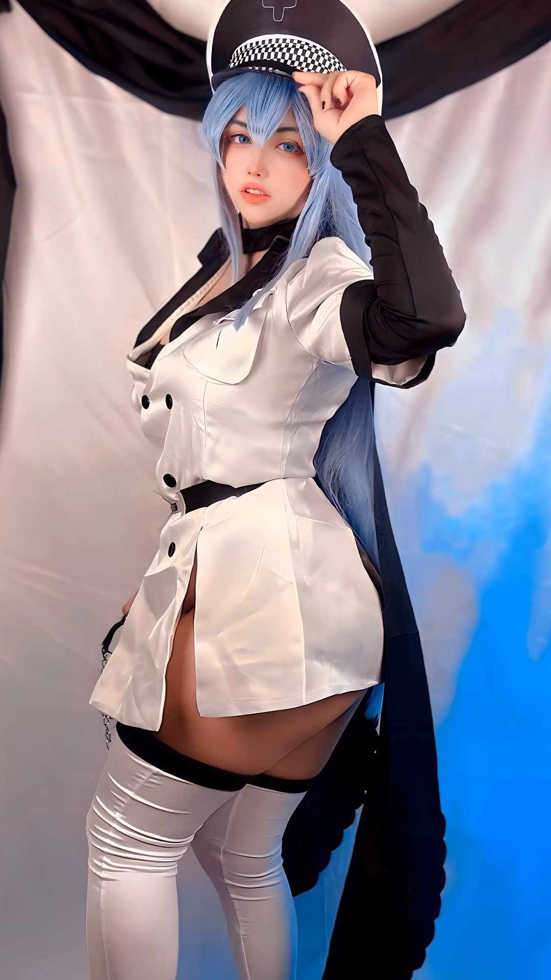 Arelly Trujillo as Esdeath — cosplay photo 7 of 13