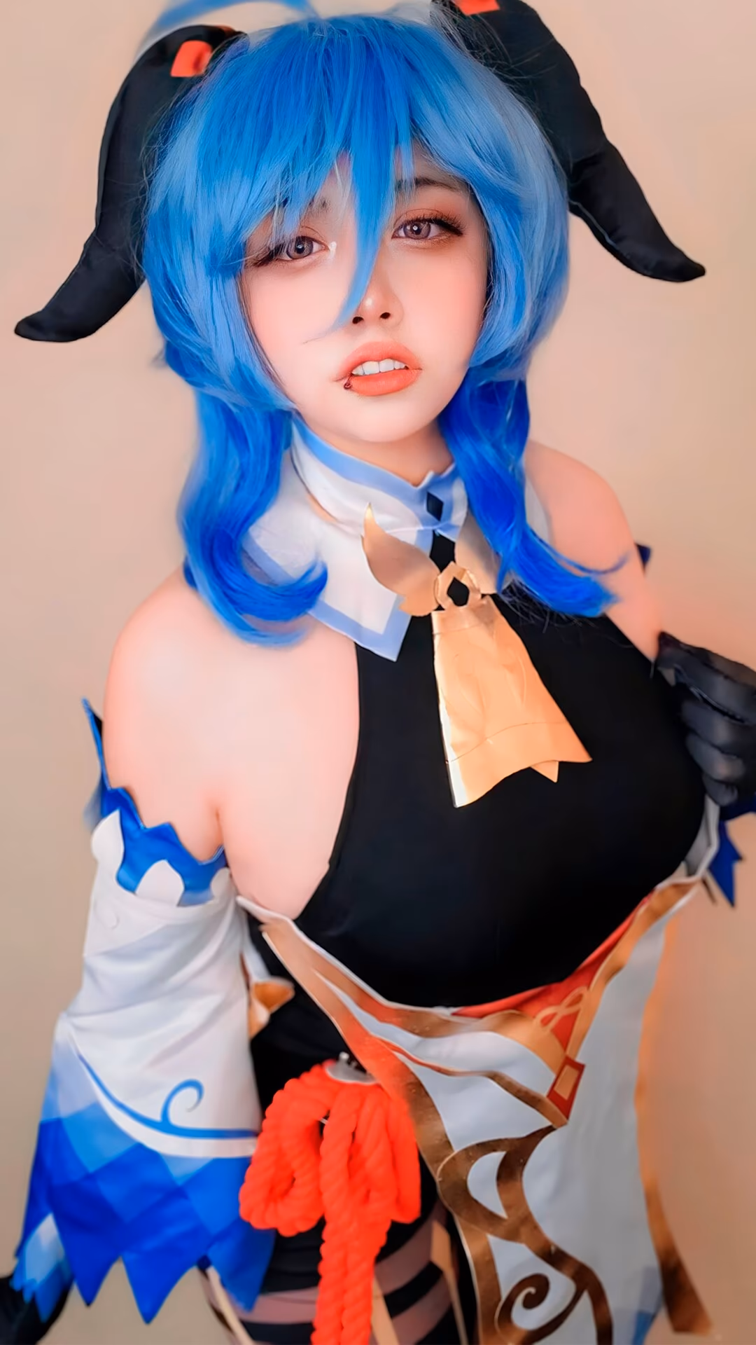 Arelly Trujillo as Ganyu — cosplay photo 2 of 9