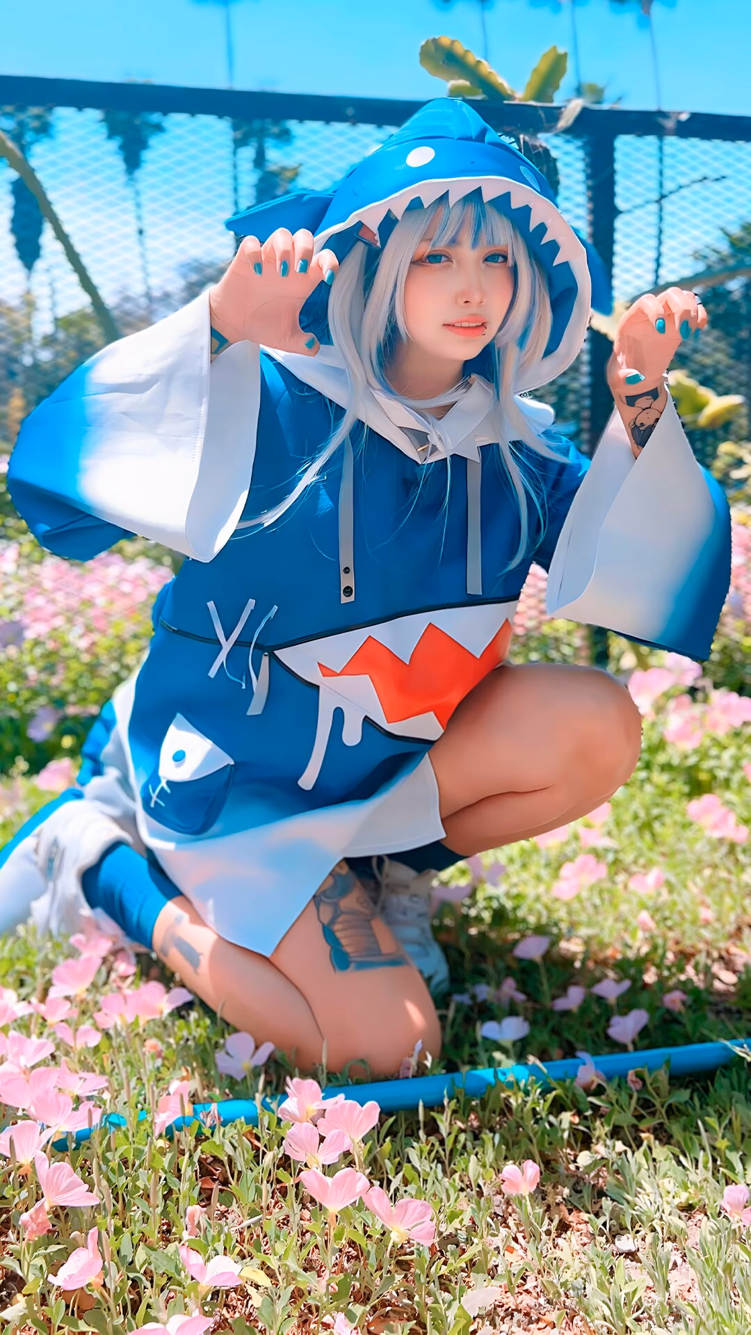 Arelly Trujillo as Gawr Gura — cosplay photo 12 of 28