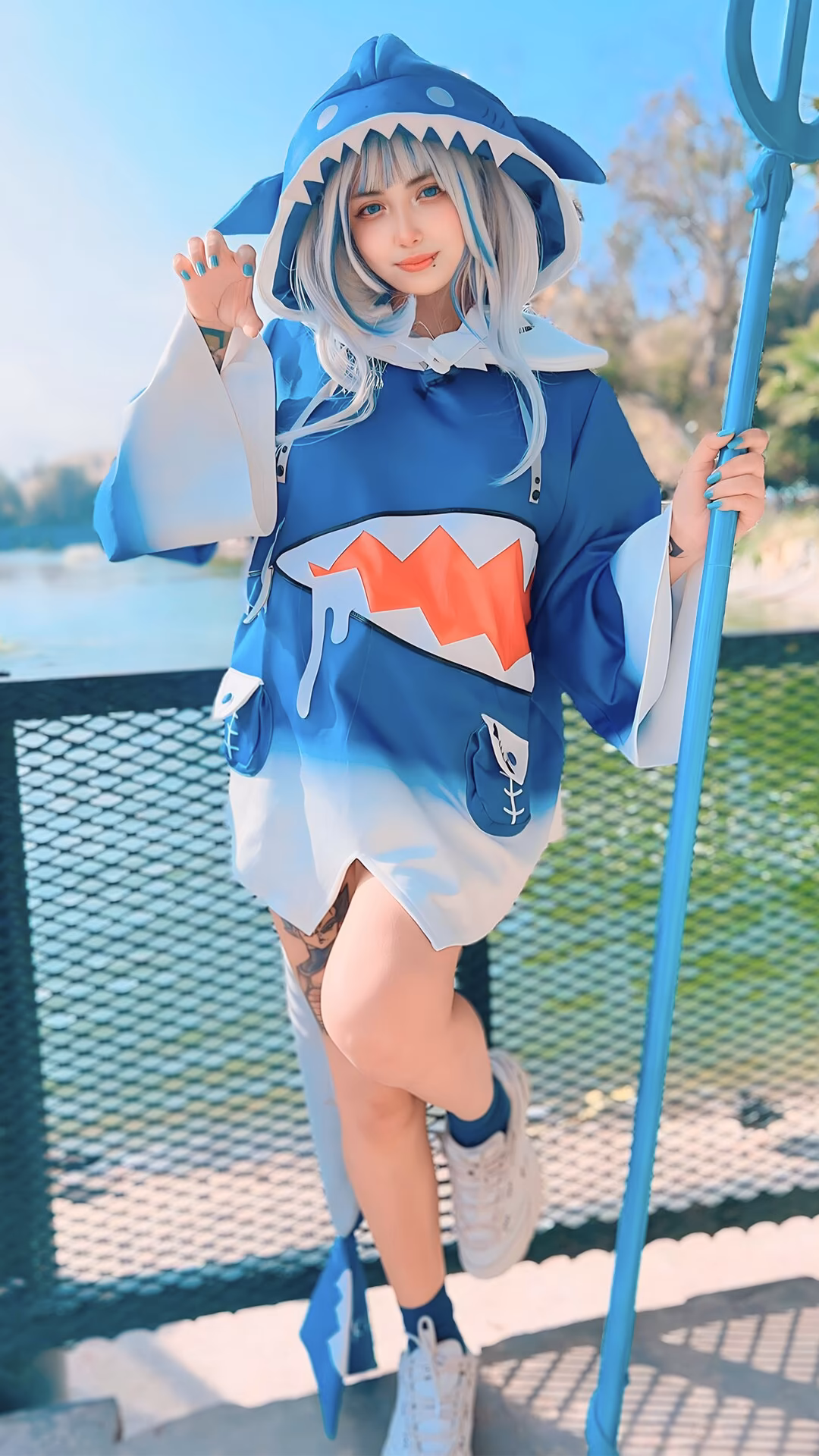 Arelly Trujillo as Gawr Gura — cosplay photo 13 of 28