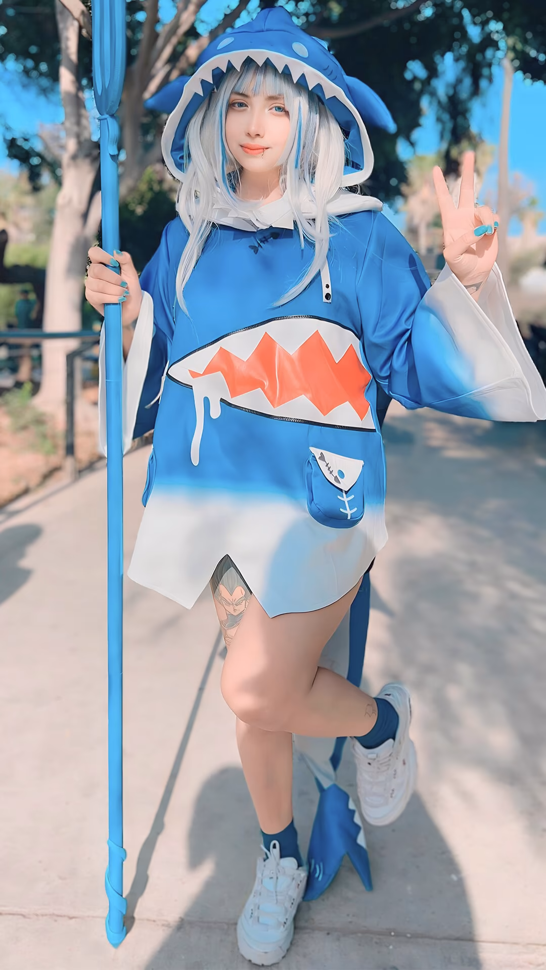 Arelly Trujillo as Gawr Gura — cosplay photo 15 of 28