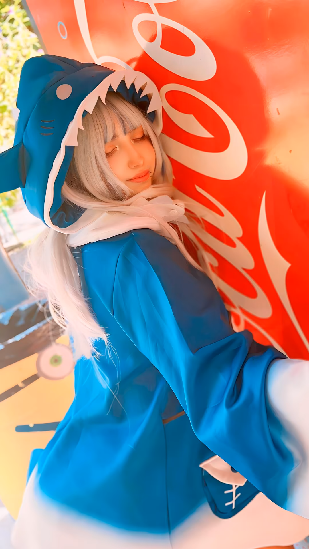 Arelly Trujillo as Gawr Gura — cosplay photo 17 of 28