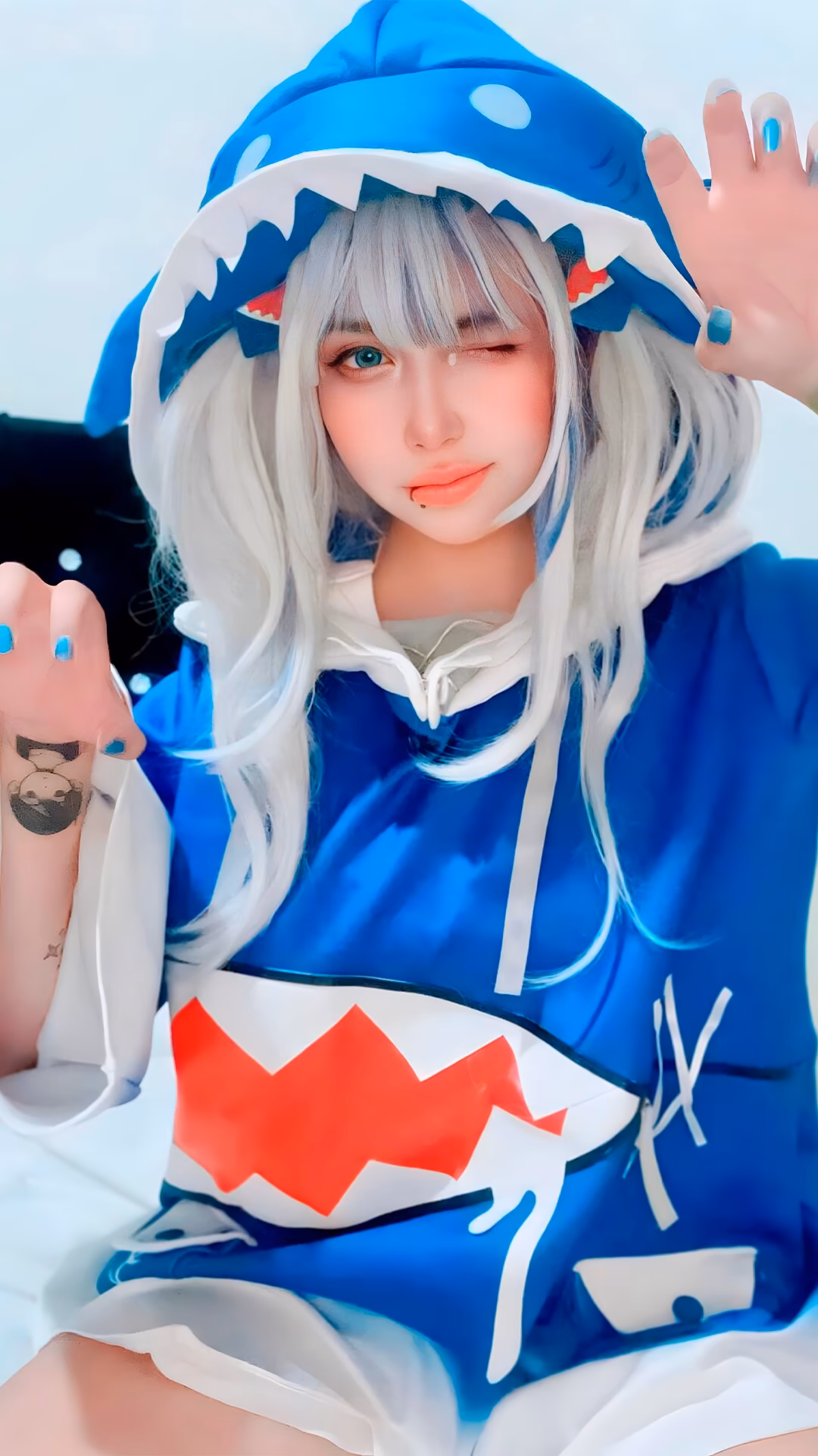 Arelly Trujillo as Gawr Gura — cosplay photo 21 of 28