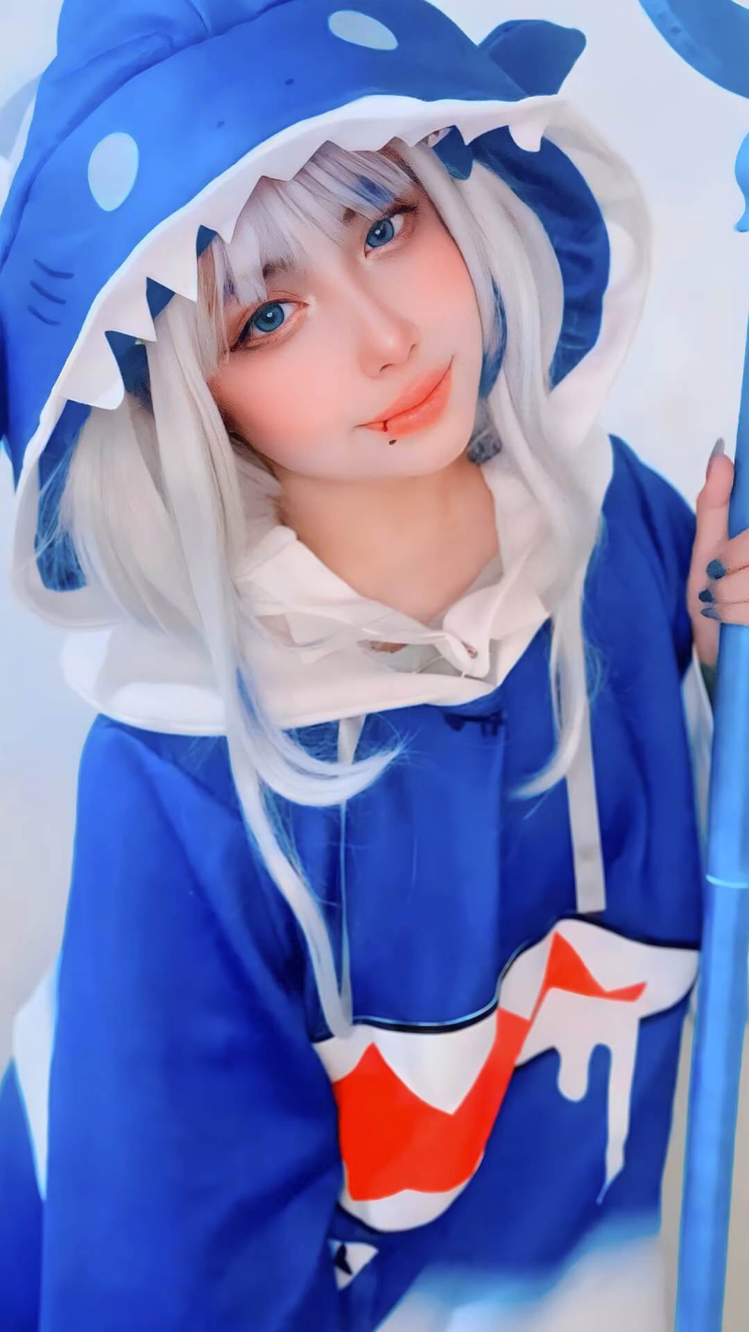 Arelly Trujillo as Gawr Gura — cosplay photo 22 of 28
