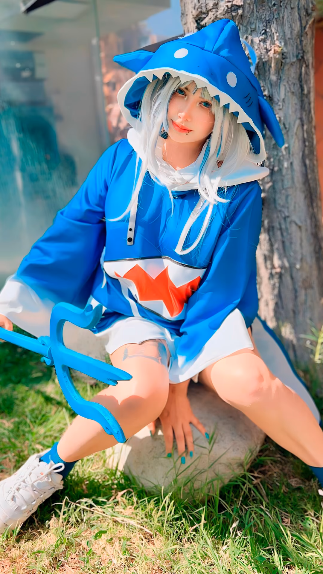 Arelly Trujillo as Gawr Gura — cosplay photo 4 of 28