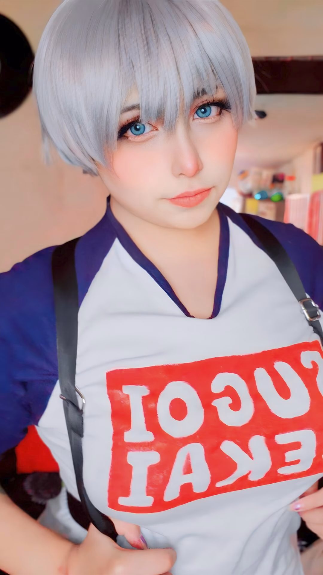 Arelly Trujillo as Hana Uzaki — cosplay photo 3 of 12