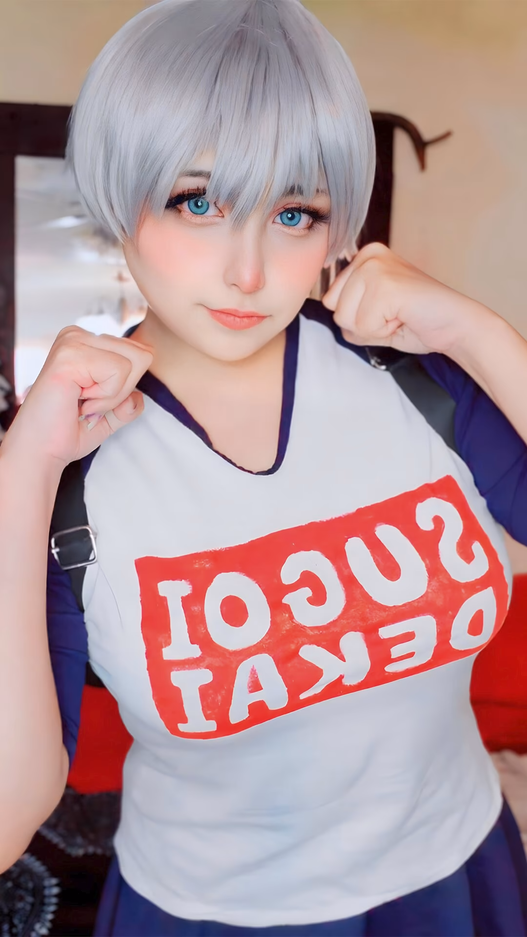 Arelly Trujillo as Hana Uzaki — cosplay photo 7 of 12