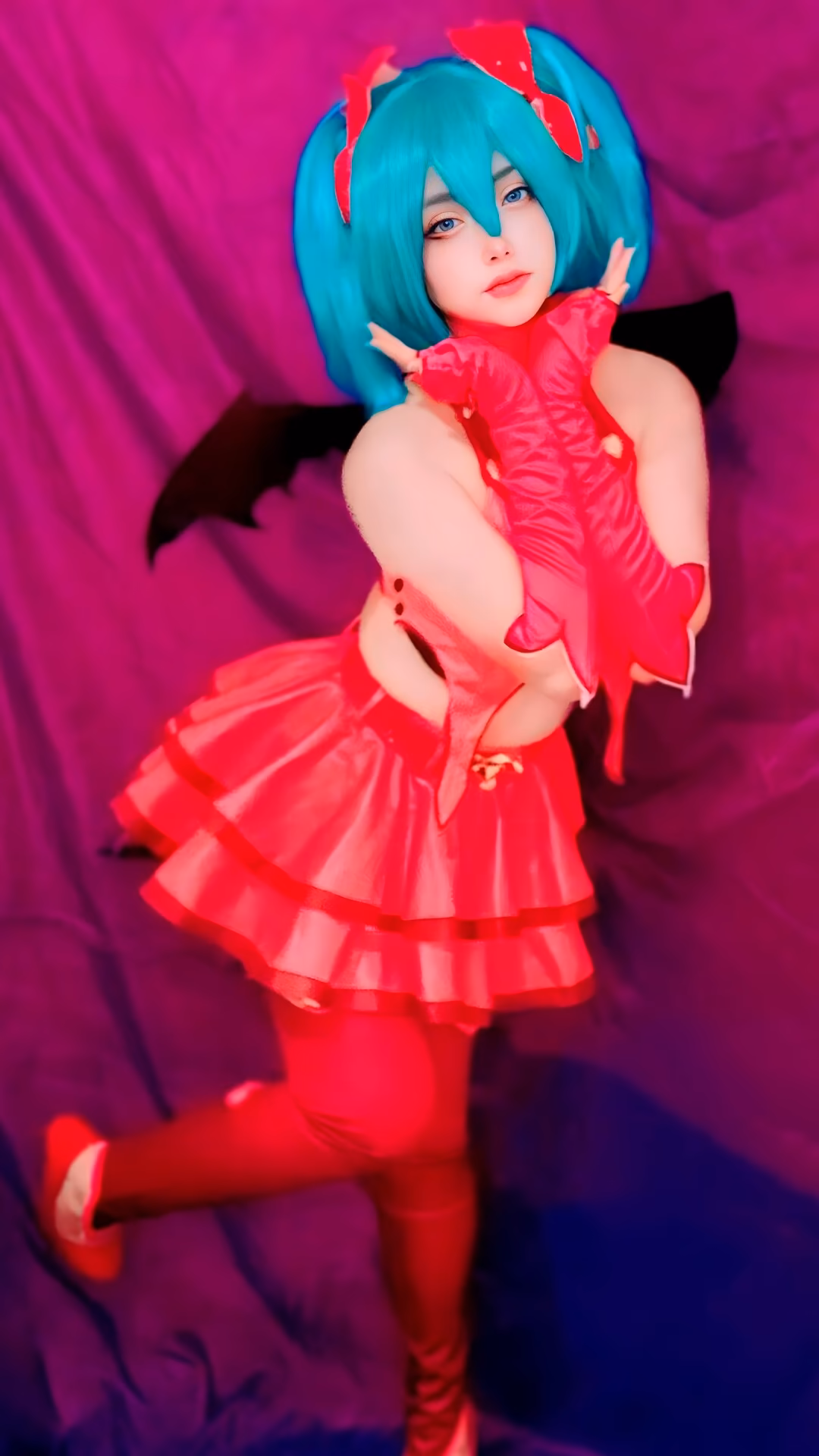 Arelly Trujillo as Hatsune Miku — cosplay photo 13 of 16