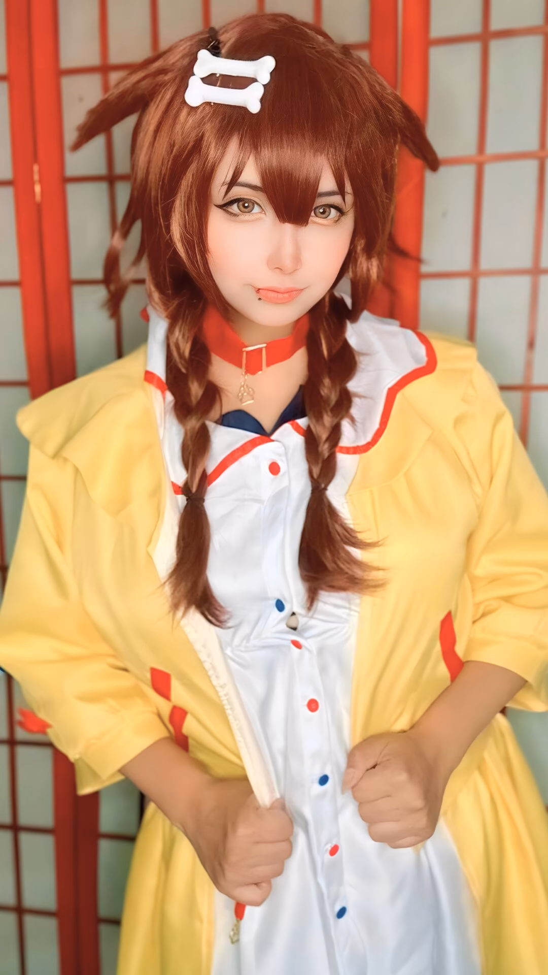Arelly Trujillo as Inugami Korone — cosplay photo 6 of 8