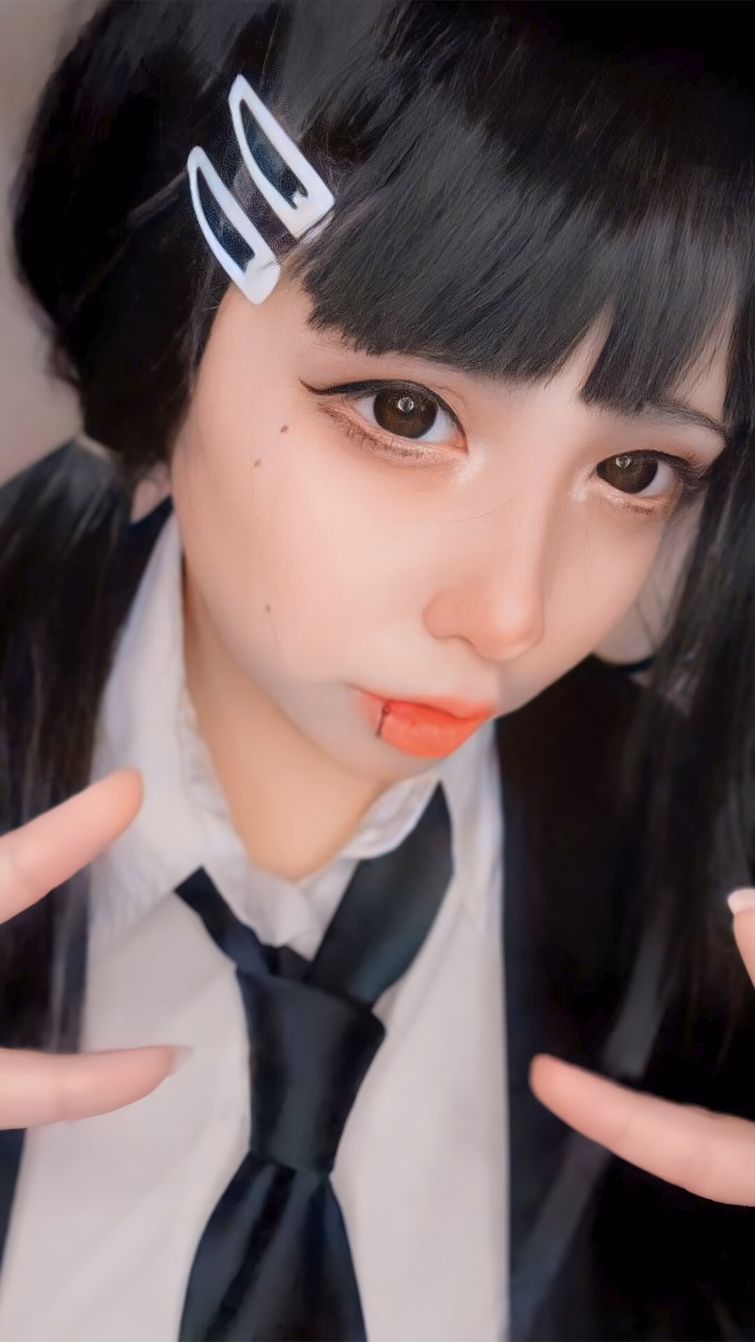 Arelly Trujillo as Kobeni Higashiyama — cosplay photo 4 of 6