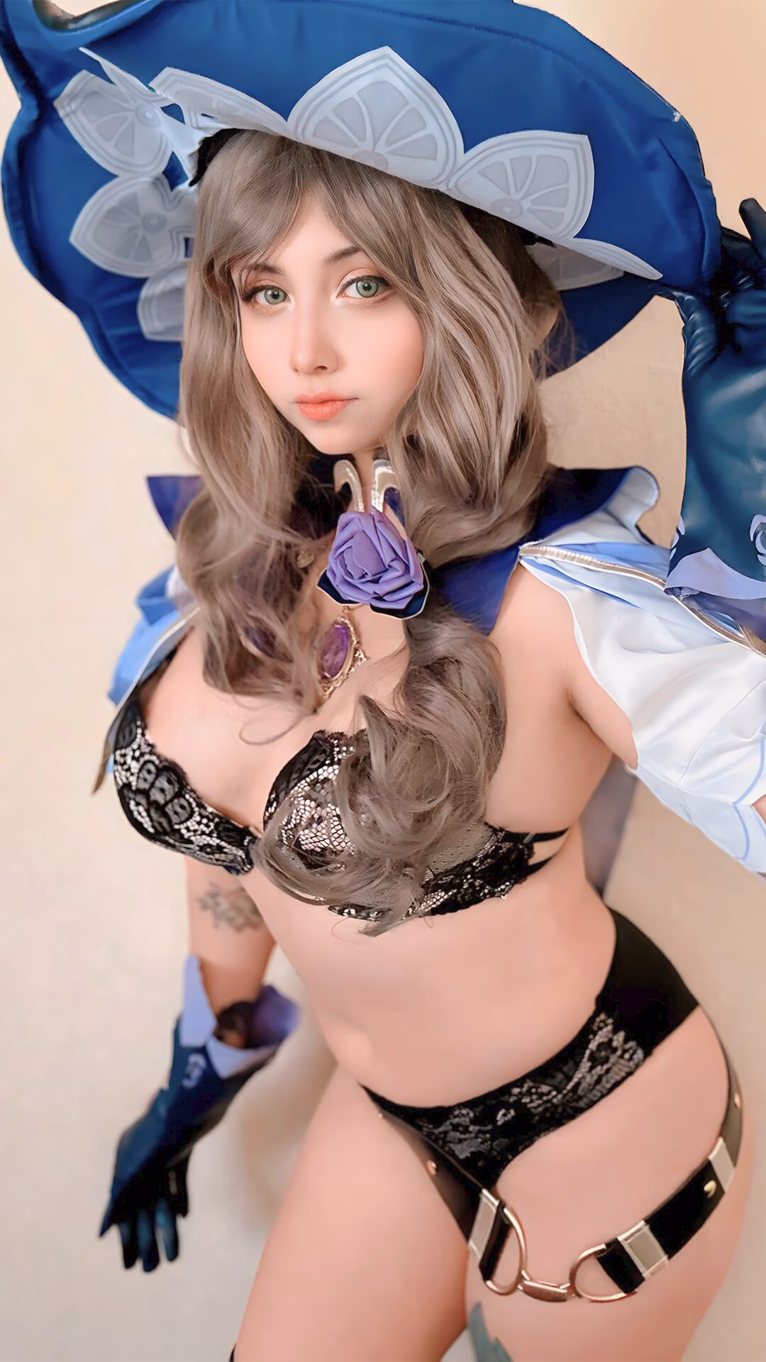 Arelly Trujillo as Lisa Minci — cosplay photo 10 of 10