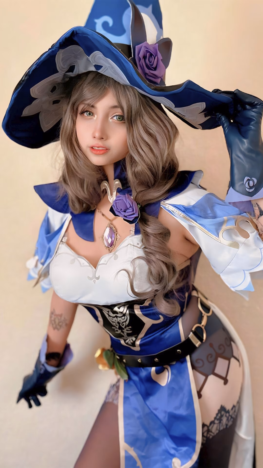 Arelly Trujillo as Lisa Minci — cosplay photo 2 of 10