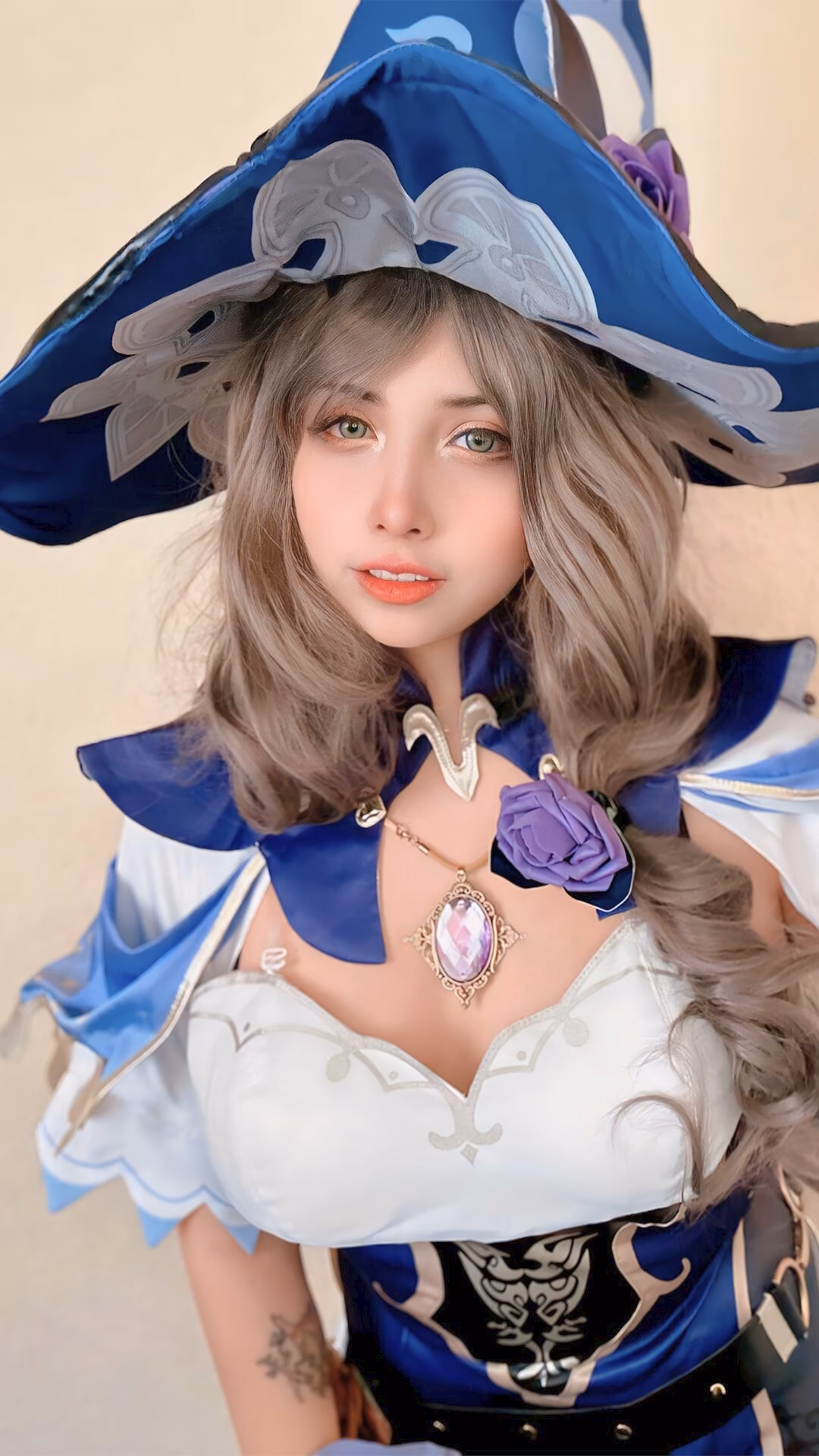 Arelly Trujillo as Lisa Minci — cosplay photo 4 of 10