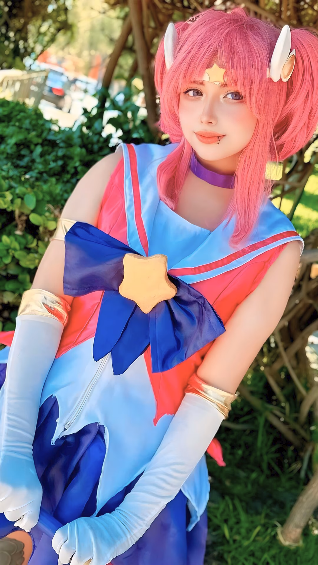 Arelly Trujillo as Lux — cosplay photo 16 of 16