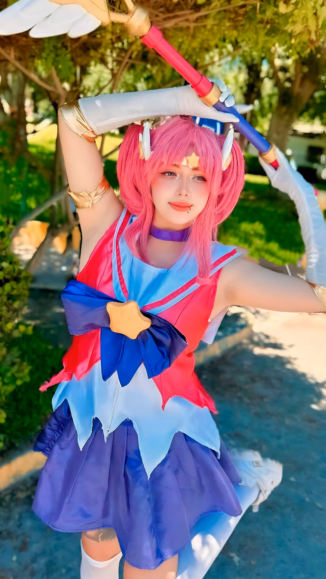 Arelly Trujillo as Lux — cosplay photo 7 of 16