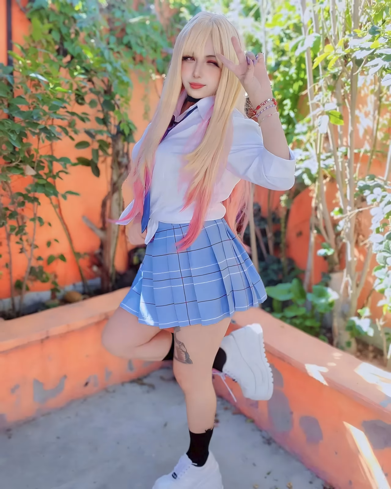 Arelly Trujillo - Marin Kitagawa - My Dress-Up Darling (Kisekoi, Sono Bisque Doll wa Koi wo Suru) - Cosplay Gallery - 12 Images — gallery preview