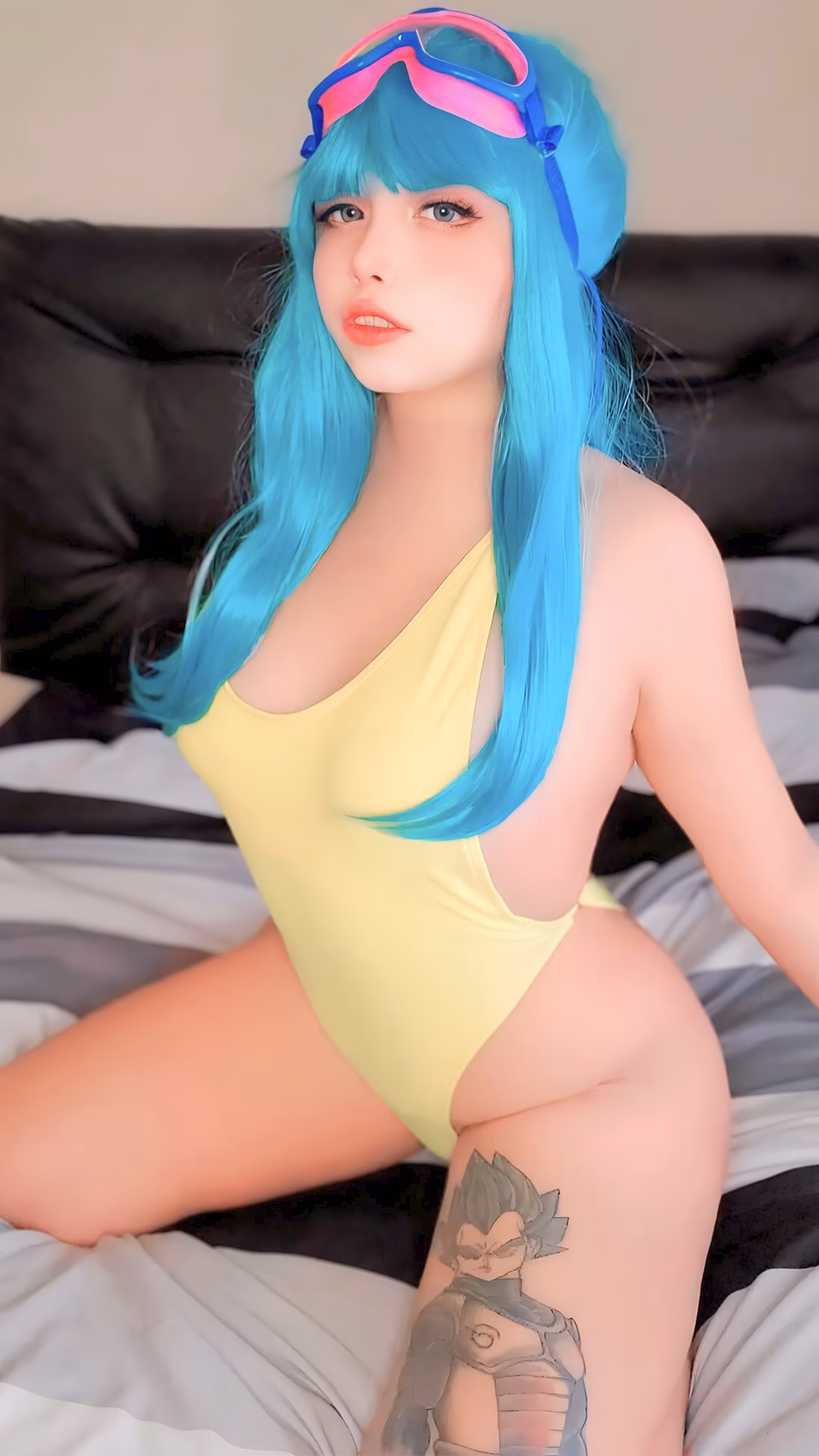 Arelly Trujillo as Maron — cosplay photo 5 of 9