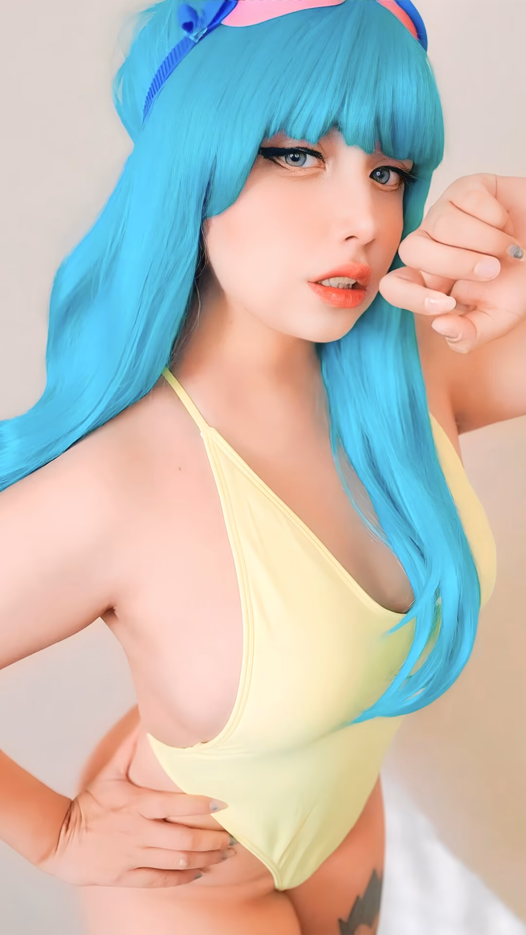 Arelly Trujillo as Maron — cosplay photo 7 of 9