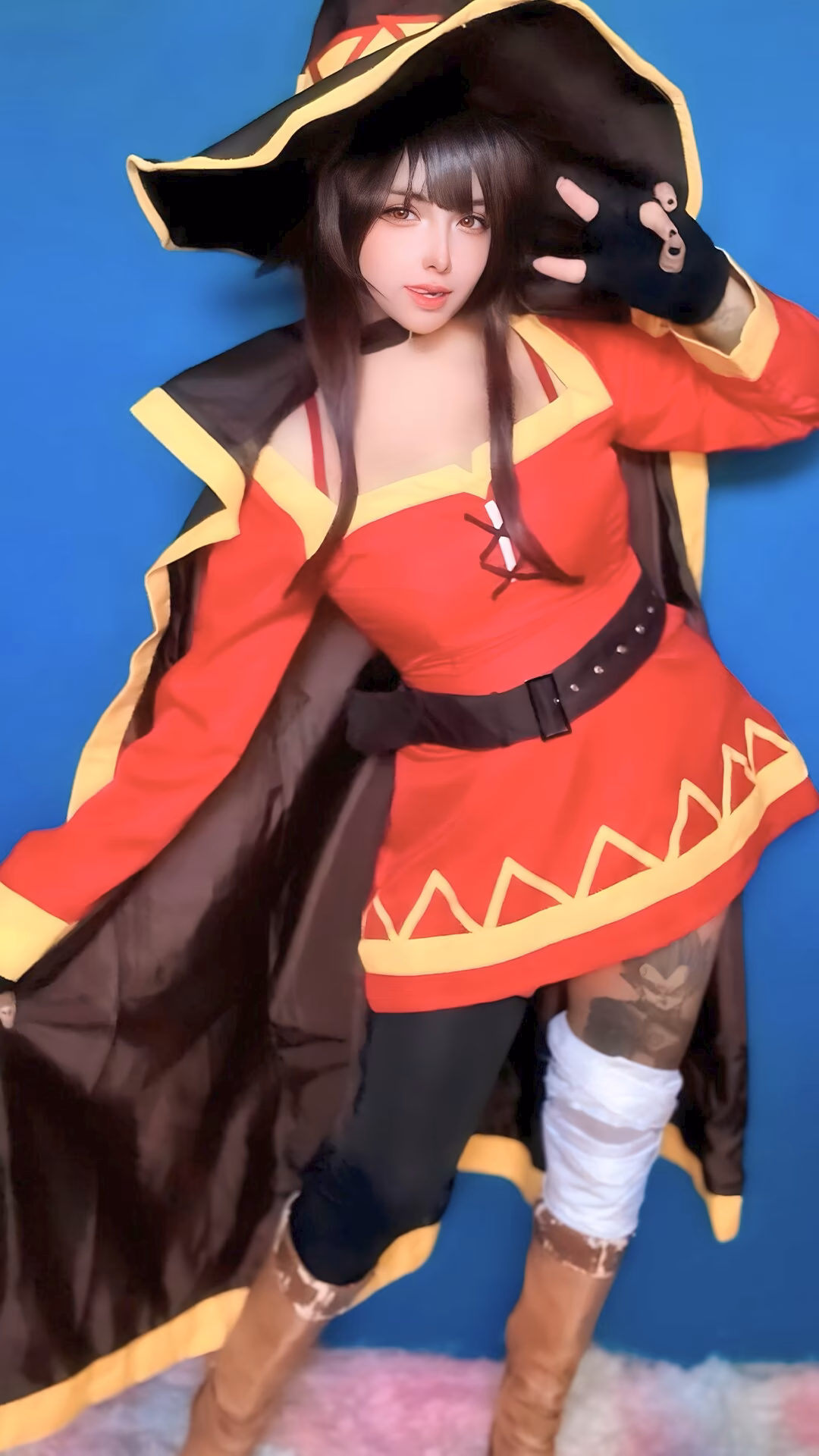 Arelly Trujillo - Megumin - KonoSuba: God's Blessing on This Wonderful World! (Kono Subarashii Sekai ni Shukufuku wo!) - Cosplay Gallery - 28 Images — gallery preview