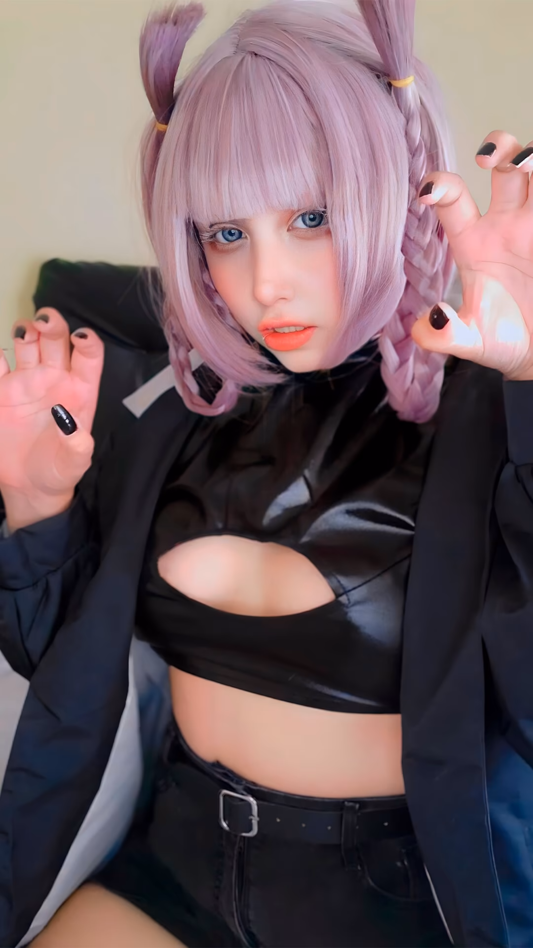 Arelly Trujillo as Nazuna Nanakusa — cosplay photo 8 of 14