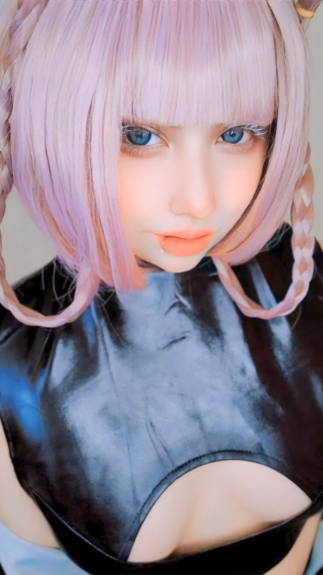 Arelly Trujillo as Nazuna Nanakusa — cosplay photo 9 of 14