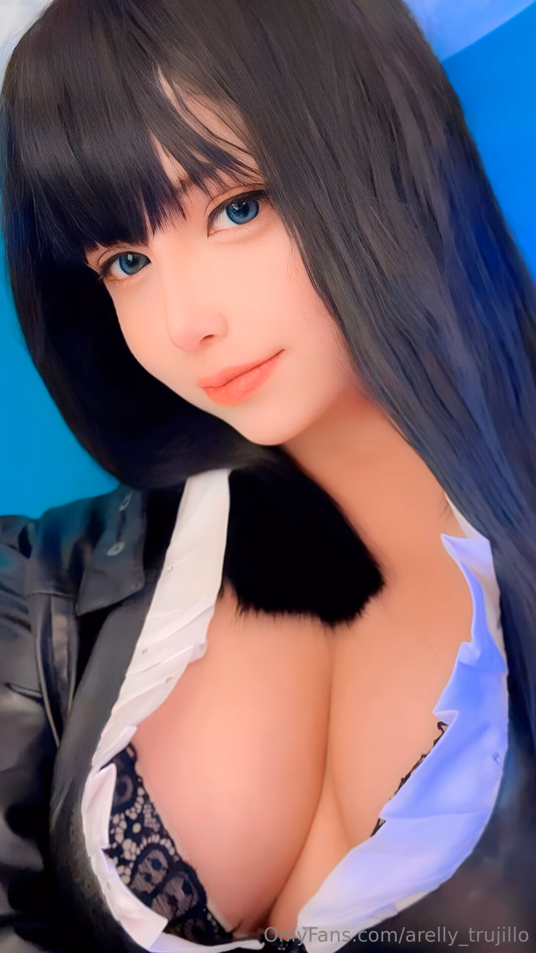 Arelly Trujillo as Nico Robin — cosplay photo 10 of 12