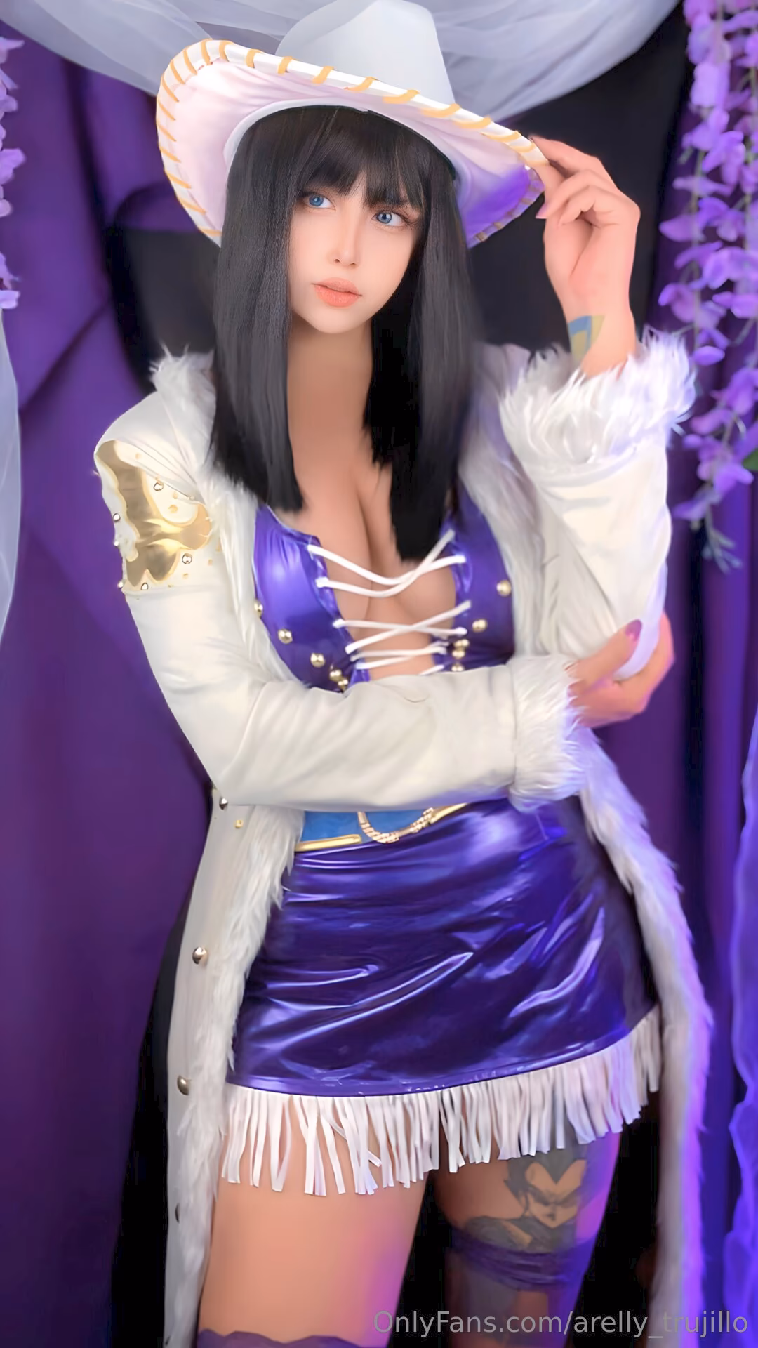 Arelly Trujillo as Nico Robin — cosplay photo 16 of 20