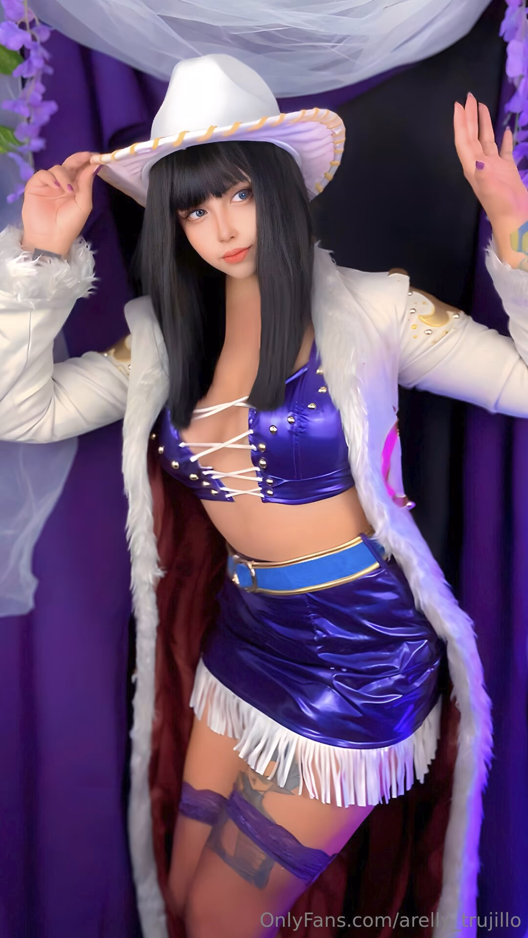Arelly Trujillo as Nico Robin — cosplay photo 5 of 20