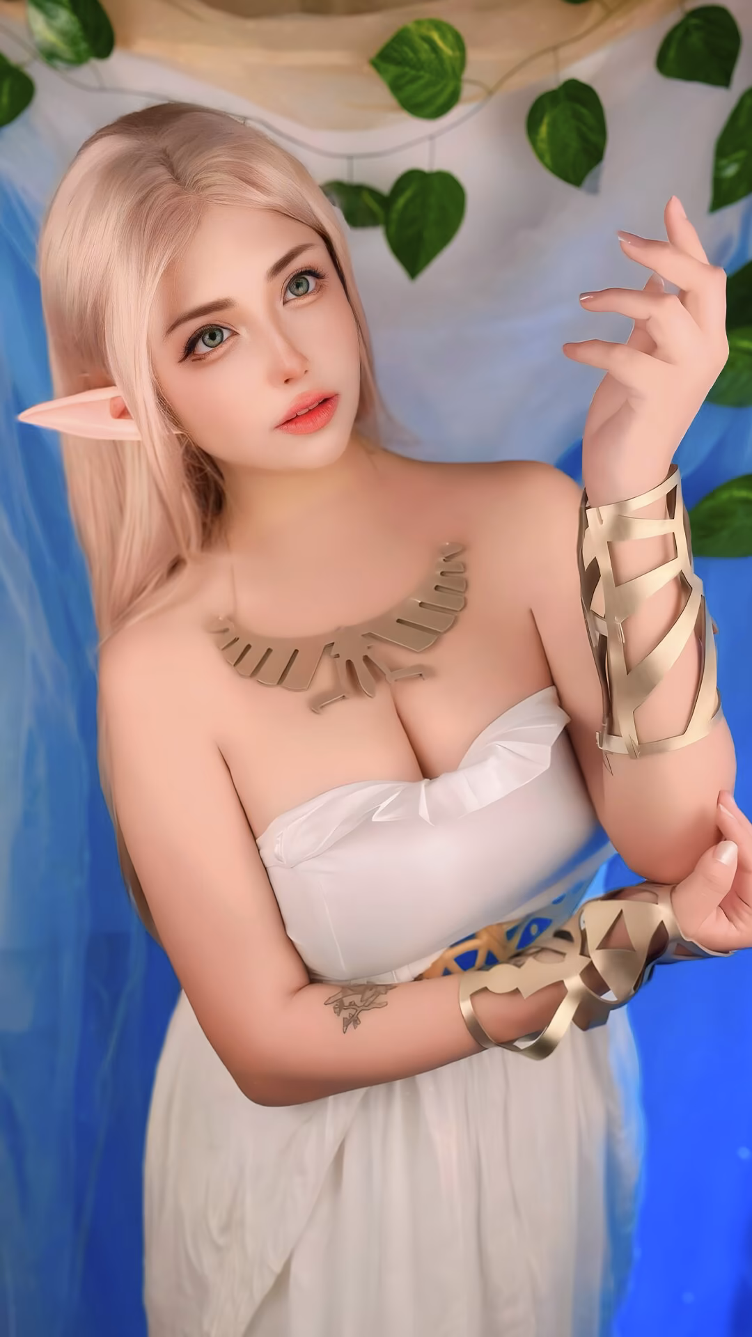 Arelly Trujillo as Princess Zelda — cosplay photo 2 of 9