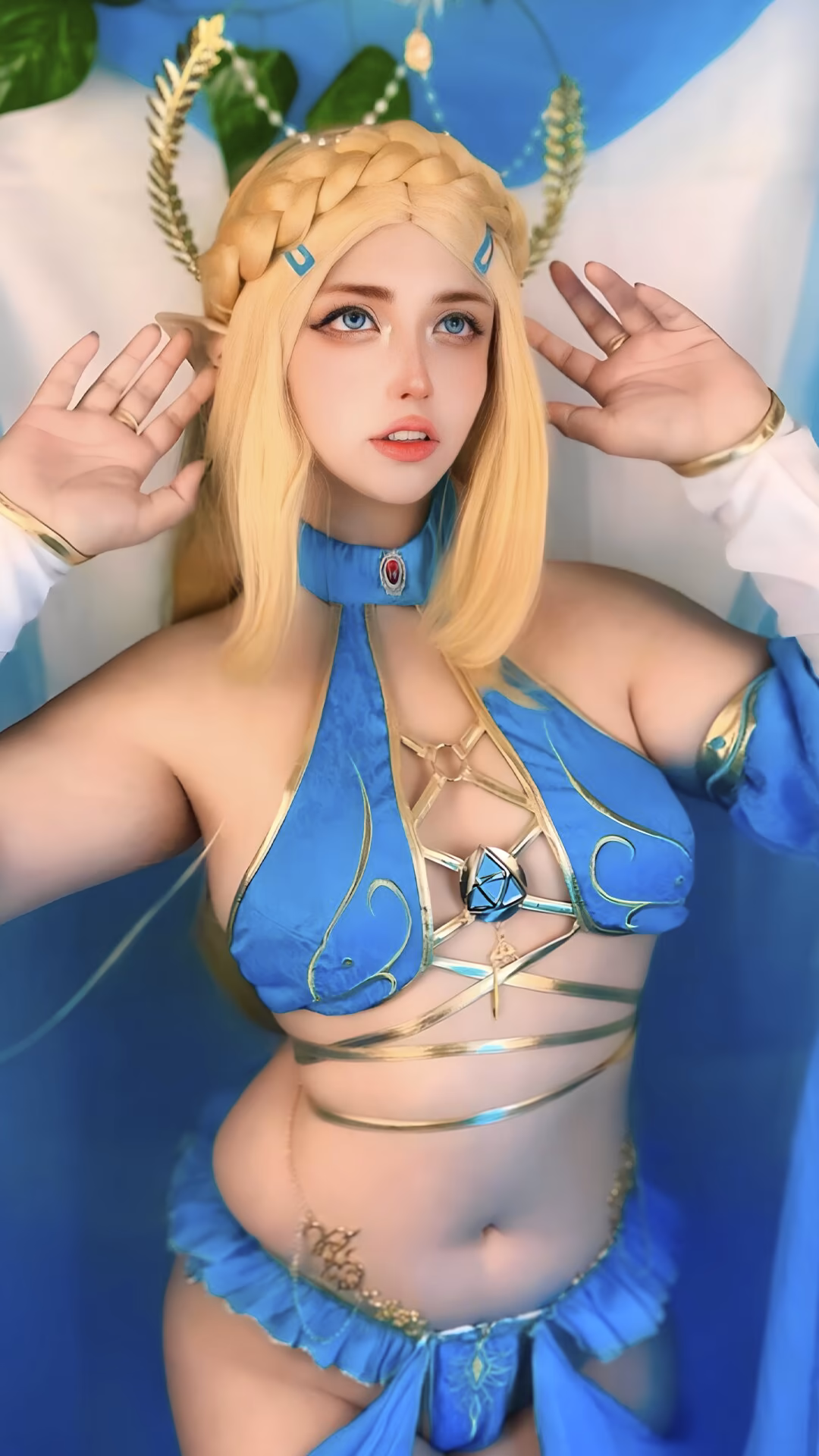 Arelly Trujillo as Princess Zelda — cosplay photo 7 of 8