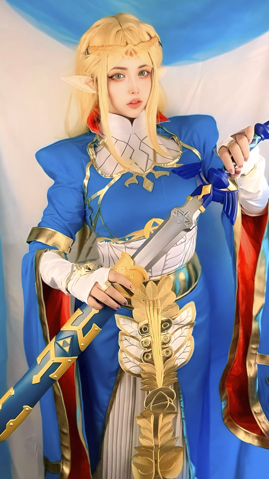 Arelly Trujillo as Princess Zelda — cosplay photo 3 of 12
