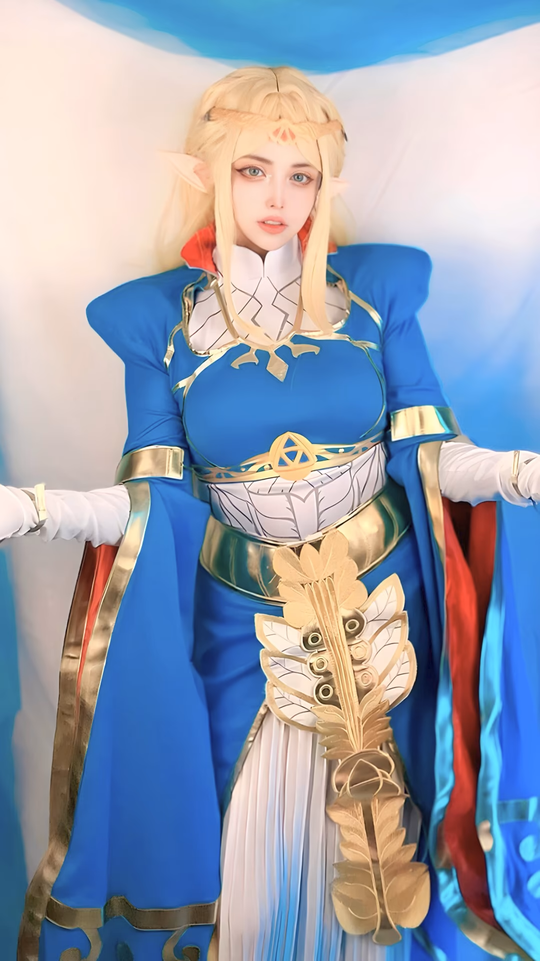 Arelly Trujillo as Princess Zelda — cosplay photo 7 of 12