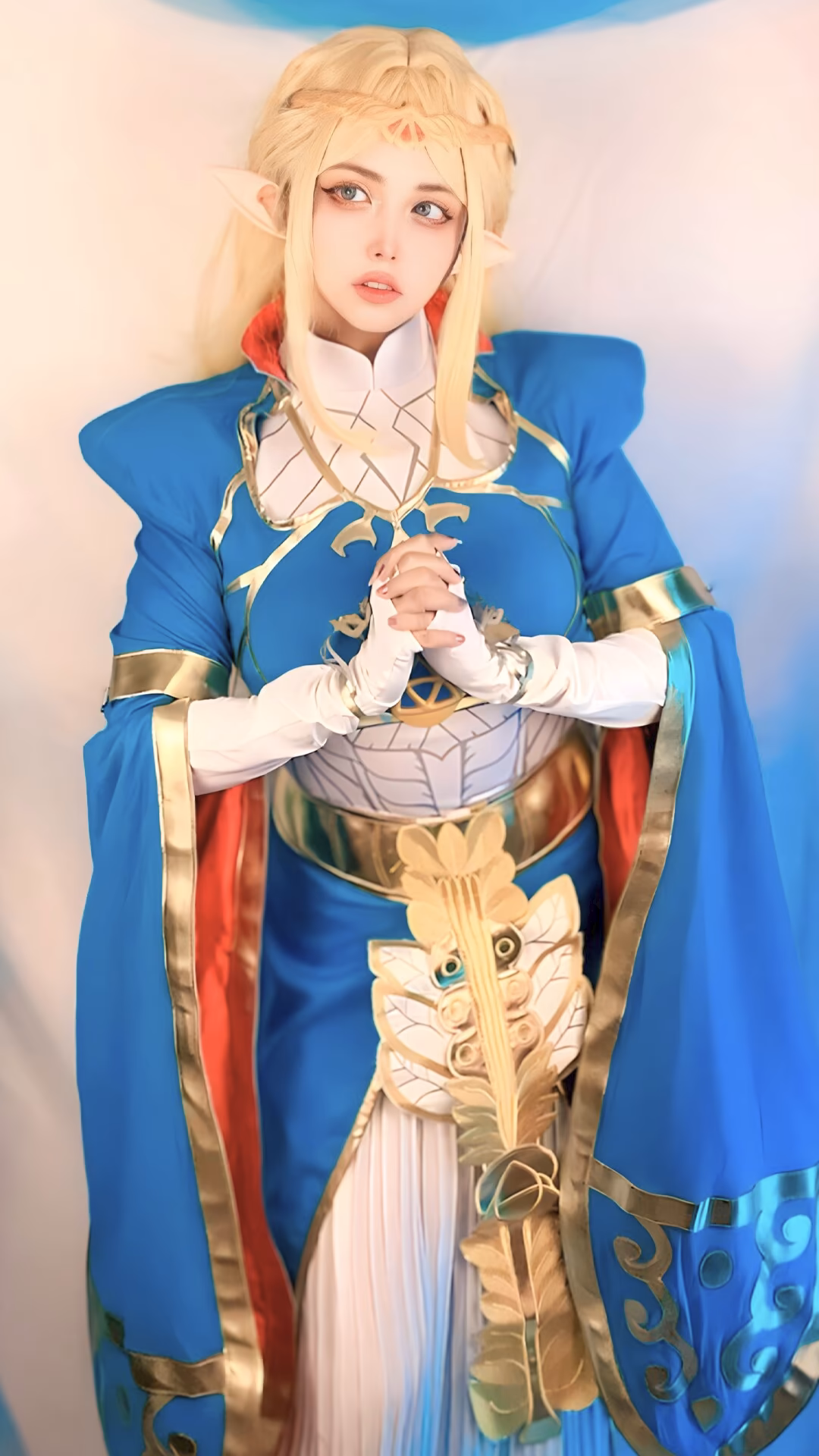 Arelly Trujillo as Princess Zelda — cosplay photo 8 of 12