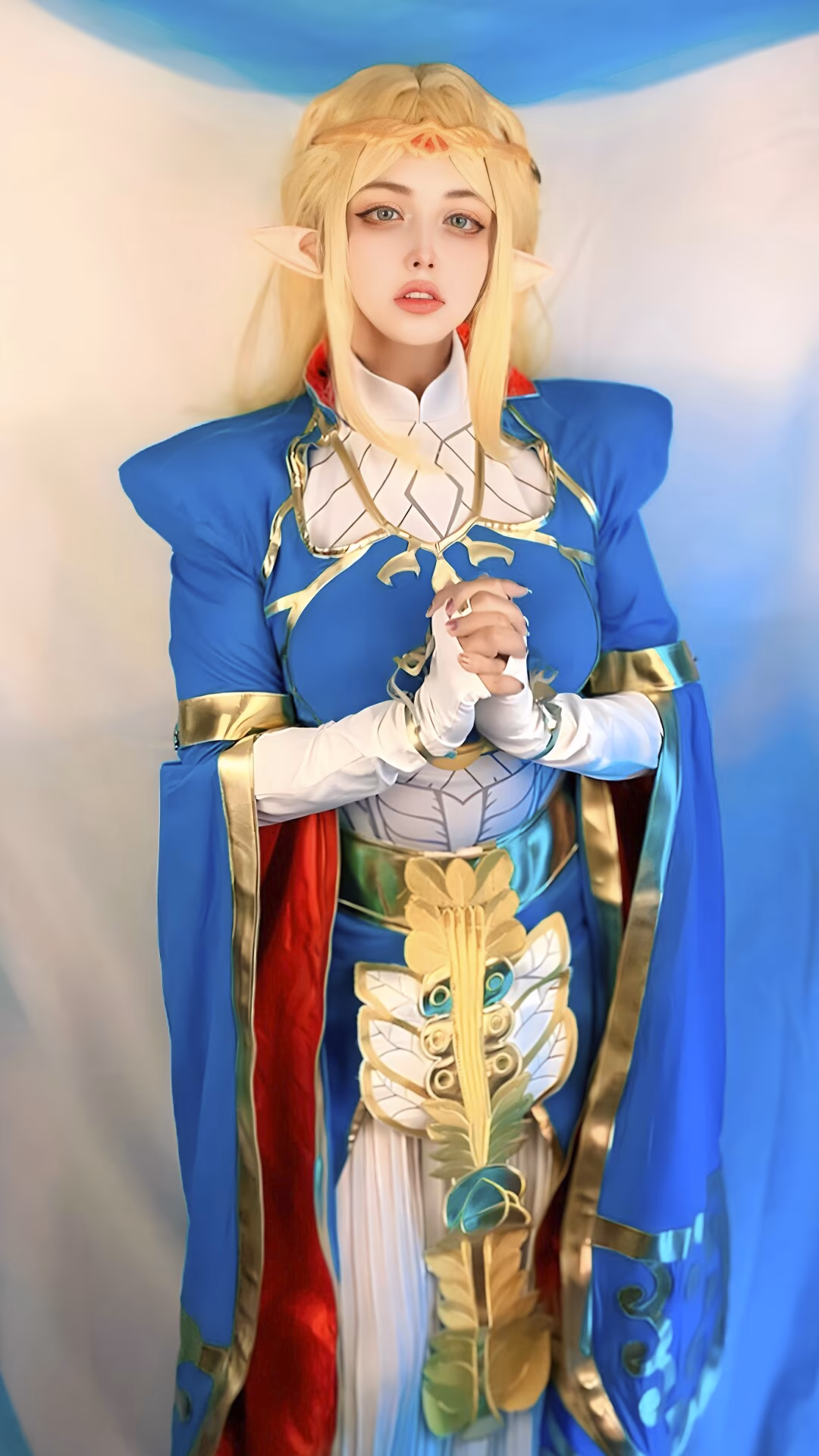 Arelly Trujillo as Princess Zelda — cosplay photo 9 of 12