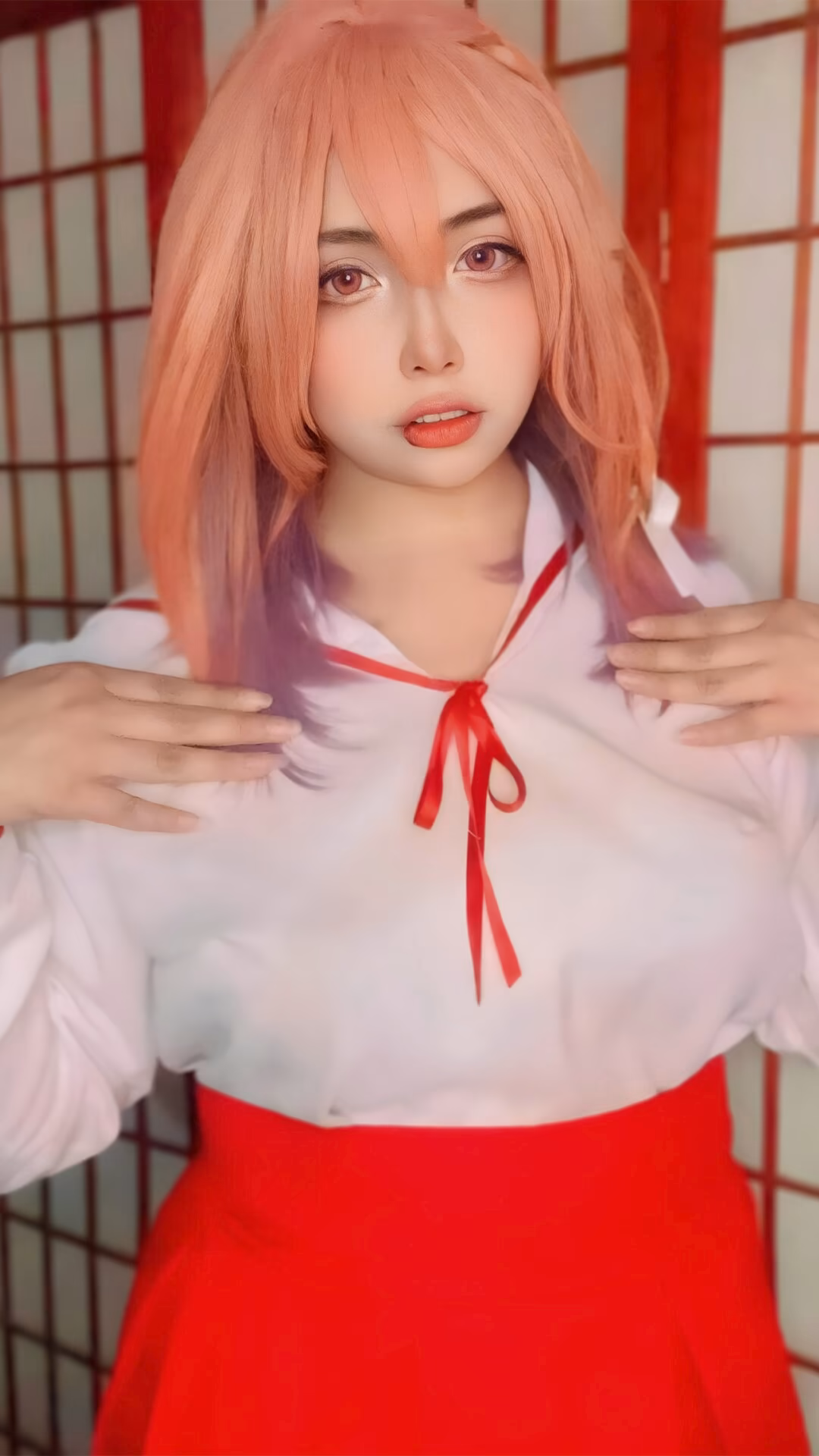 Arelly Trujillo as Sumi Sakurasawa — cosplay photo 12 of 15