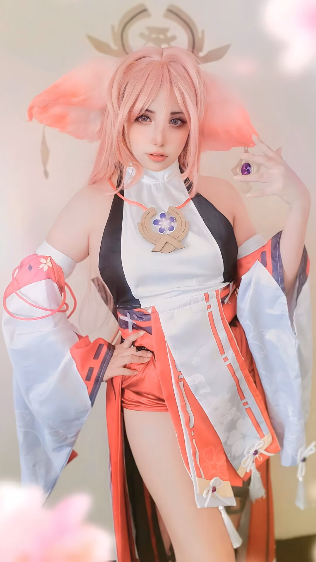 Yae Miko character preview - 2 galleries