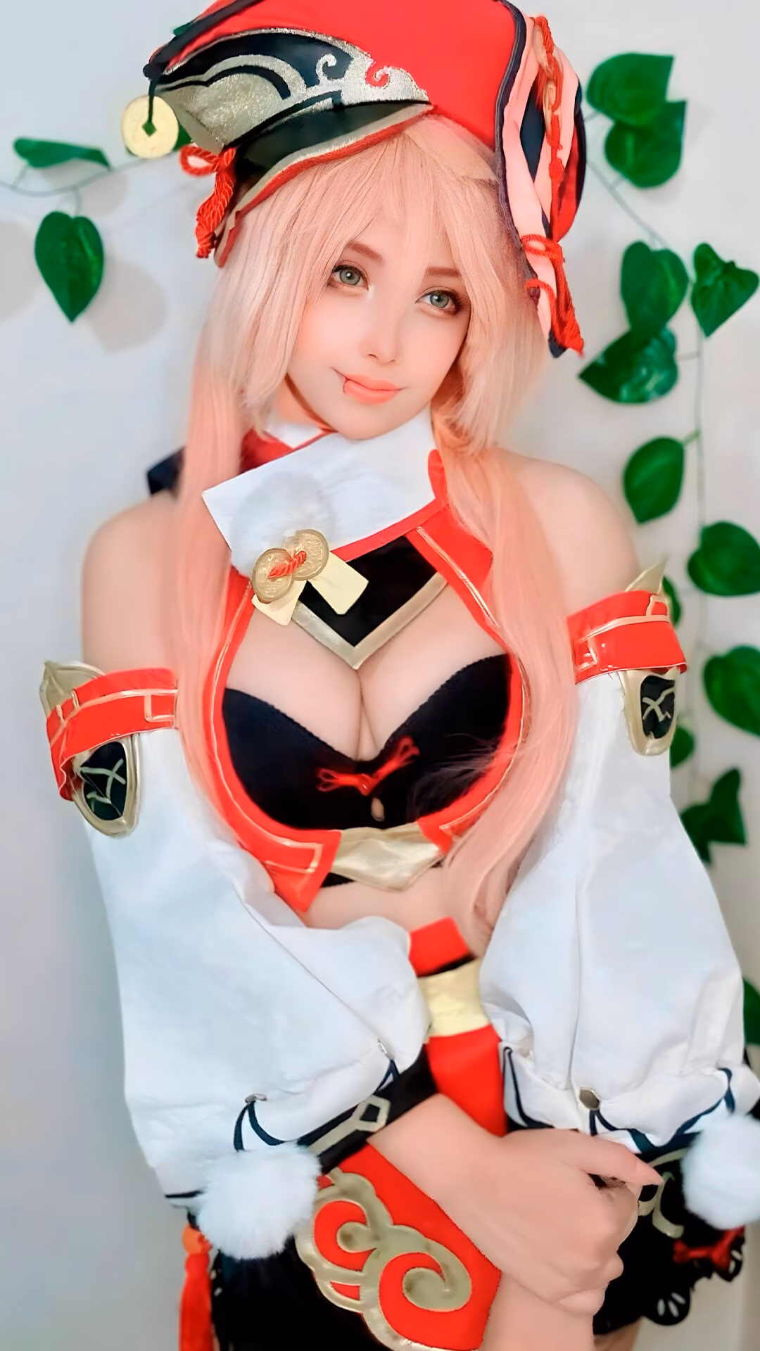 Arelly Trujillo as Yanfei — cosplay photo 5 of 19