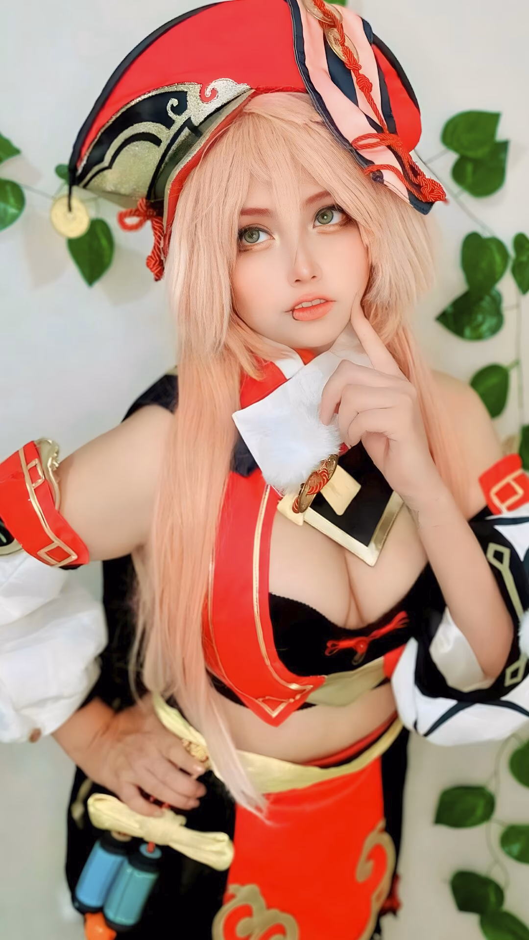 Arelly Trujillo as Yanfei — cosplay photo 9 of 19
