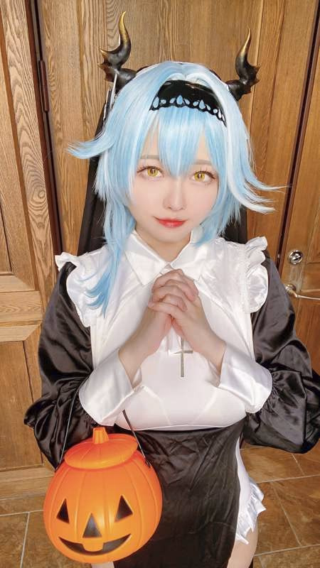 Arty Huang as Eula Lawrence — cosplay photo 54 of 82