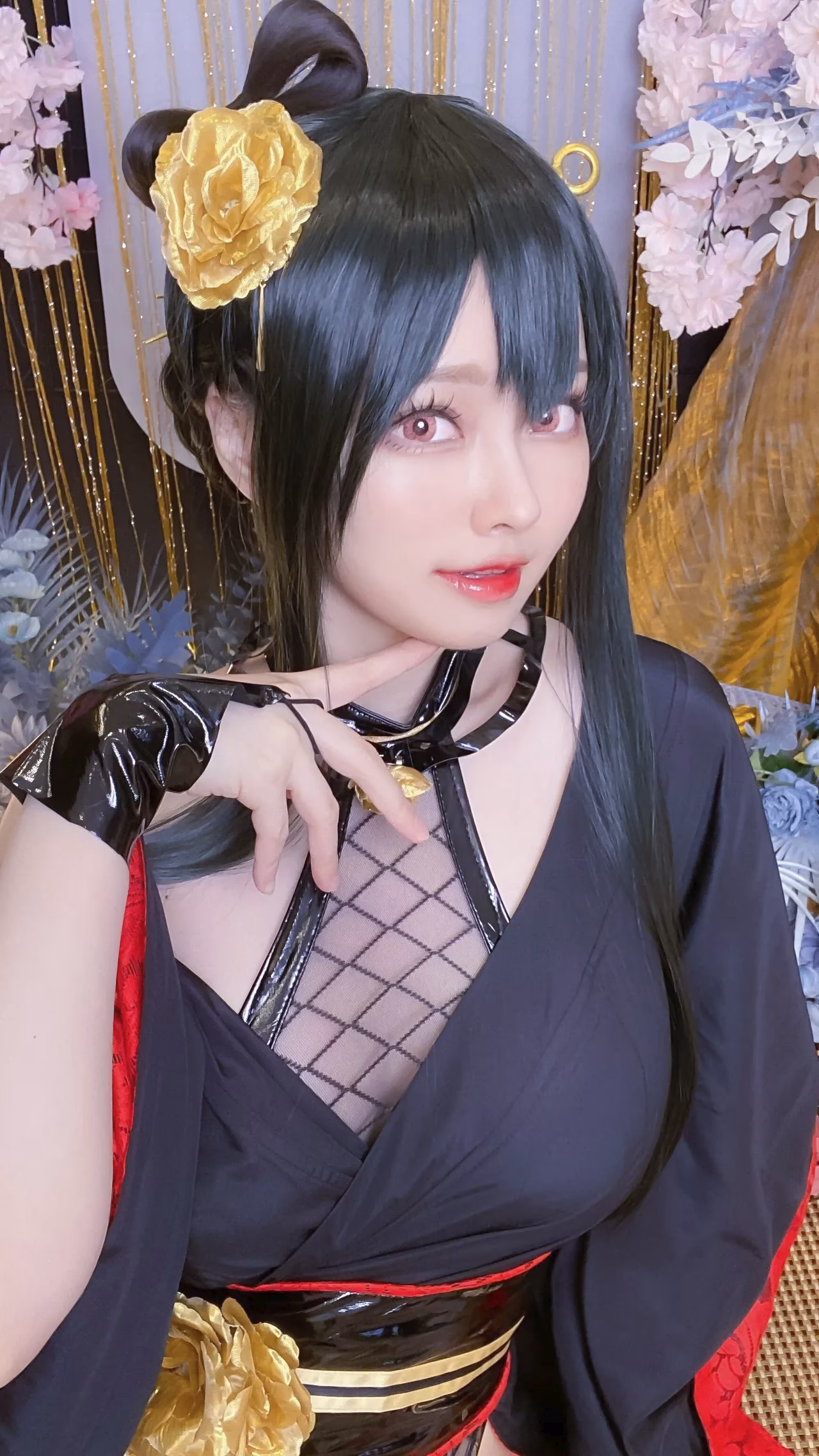 Arty Huang as Yor Forger — cosplay photo 2 of 23