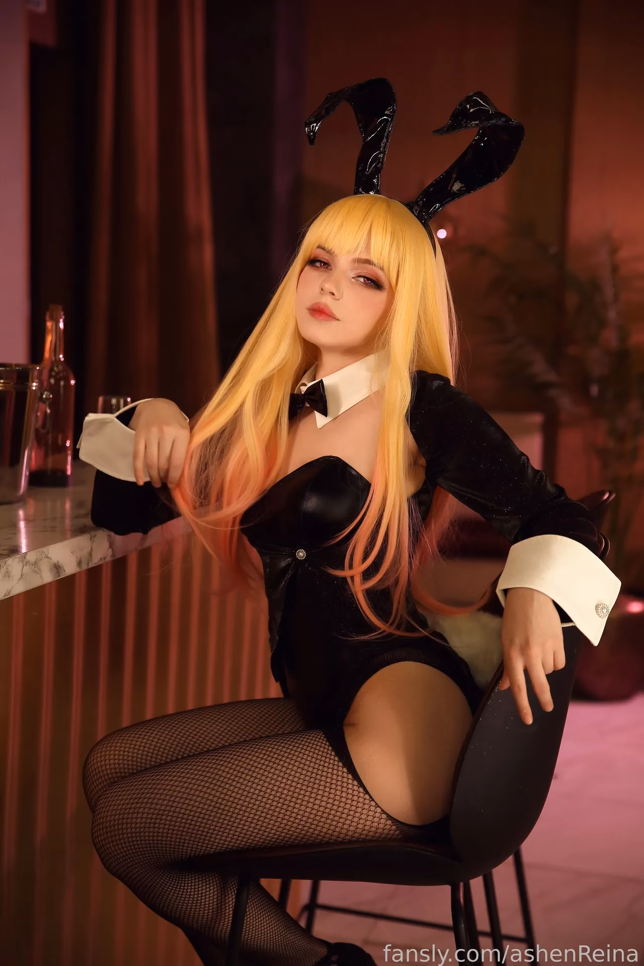 Ashen Reina as Marin Kitagawa — cosplay photo 3 of 16