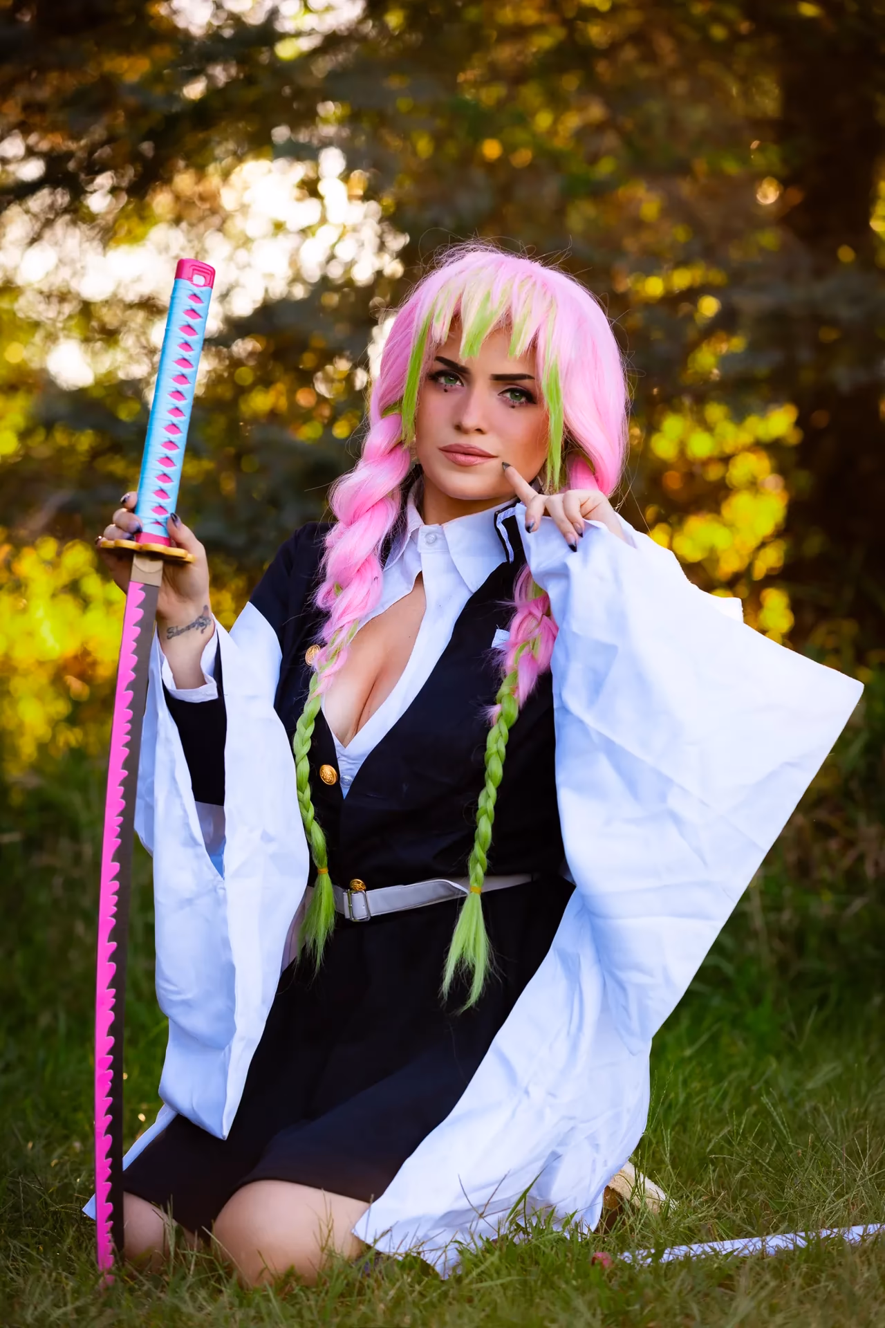 ASMR Shanny as Mitsuri Kanroji — cosplay photo 22 of 54
