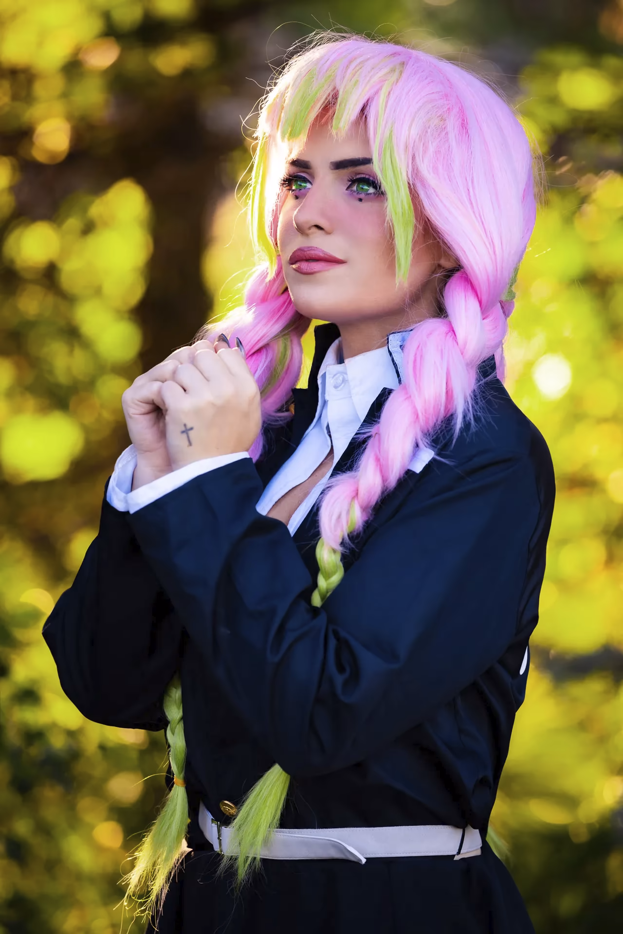 ASMR Shanny as Mitsuri Kanroji — cosplay photo 24 of 54