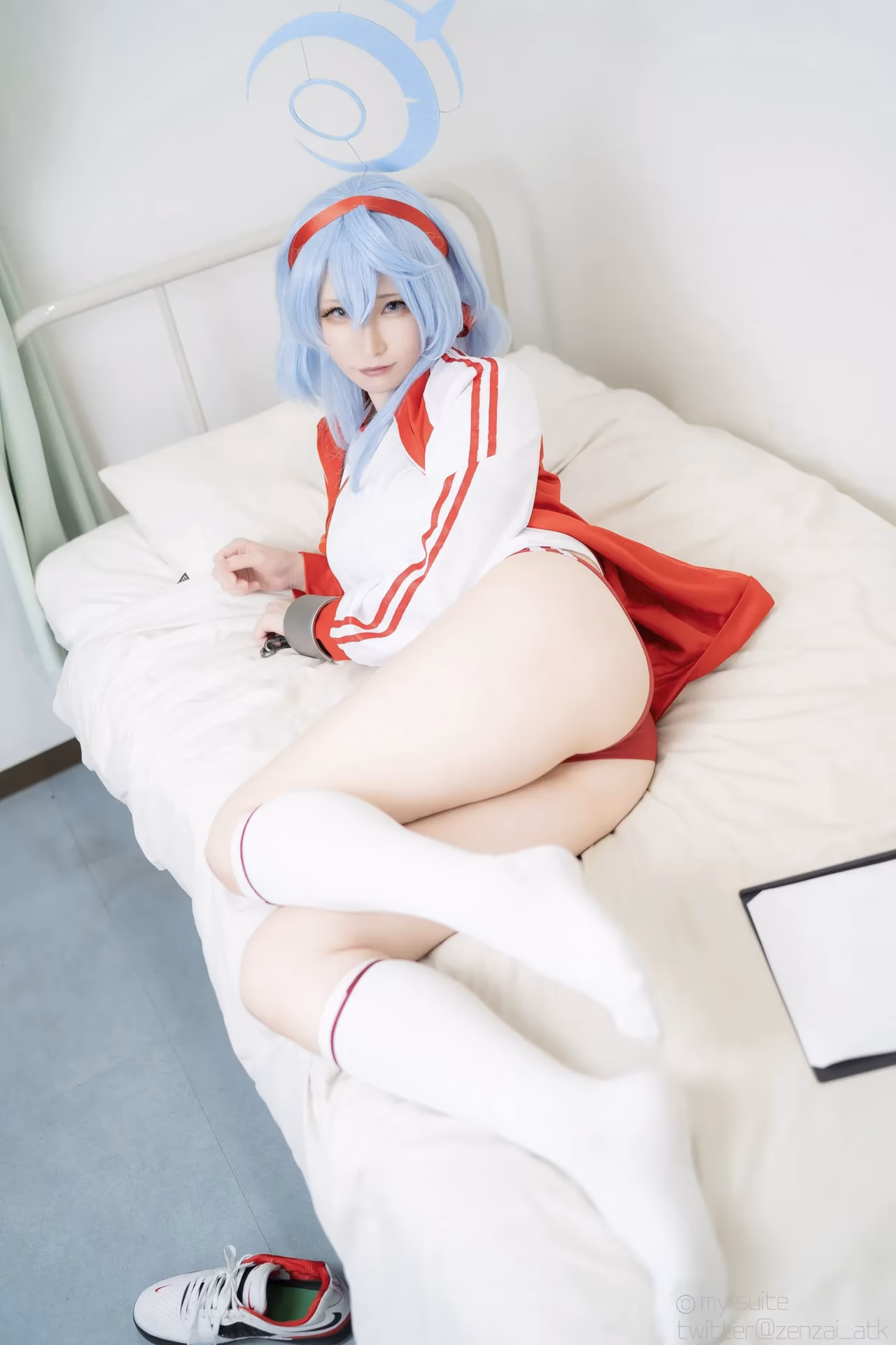 Atsuki as Ako Amau — cosplay photo 239 of 499